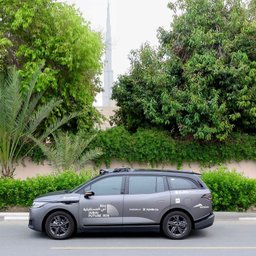 Dubai launches public driverless taxi service