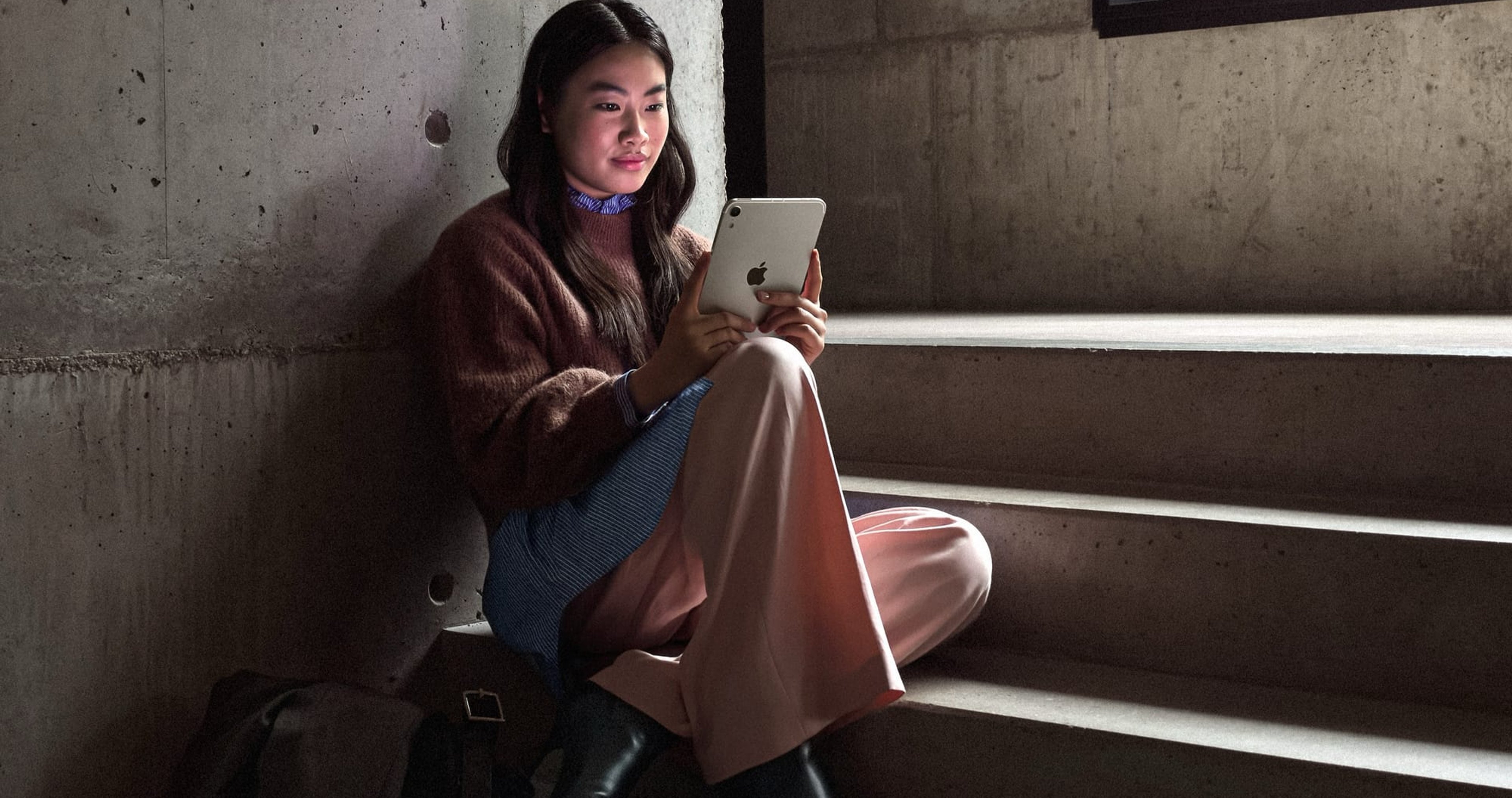 Apple launches its first OLED iPad mini with a thinner, water-resistant design