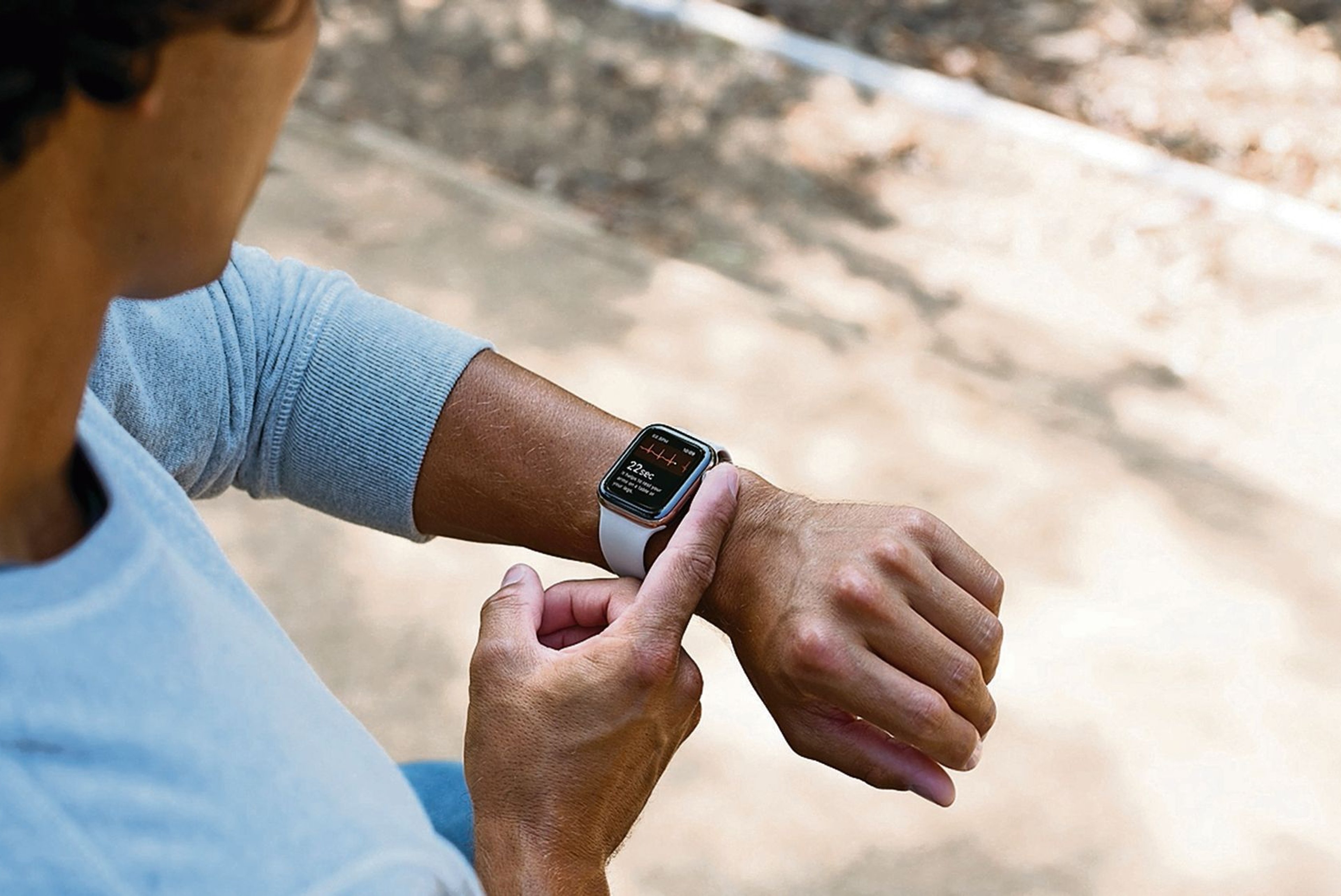 Most People in the UAE Intend to Use Medical Wearables to Monitor Their Health in 2022