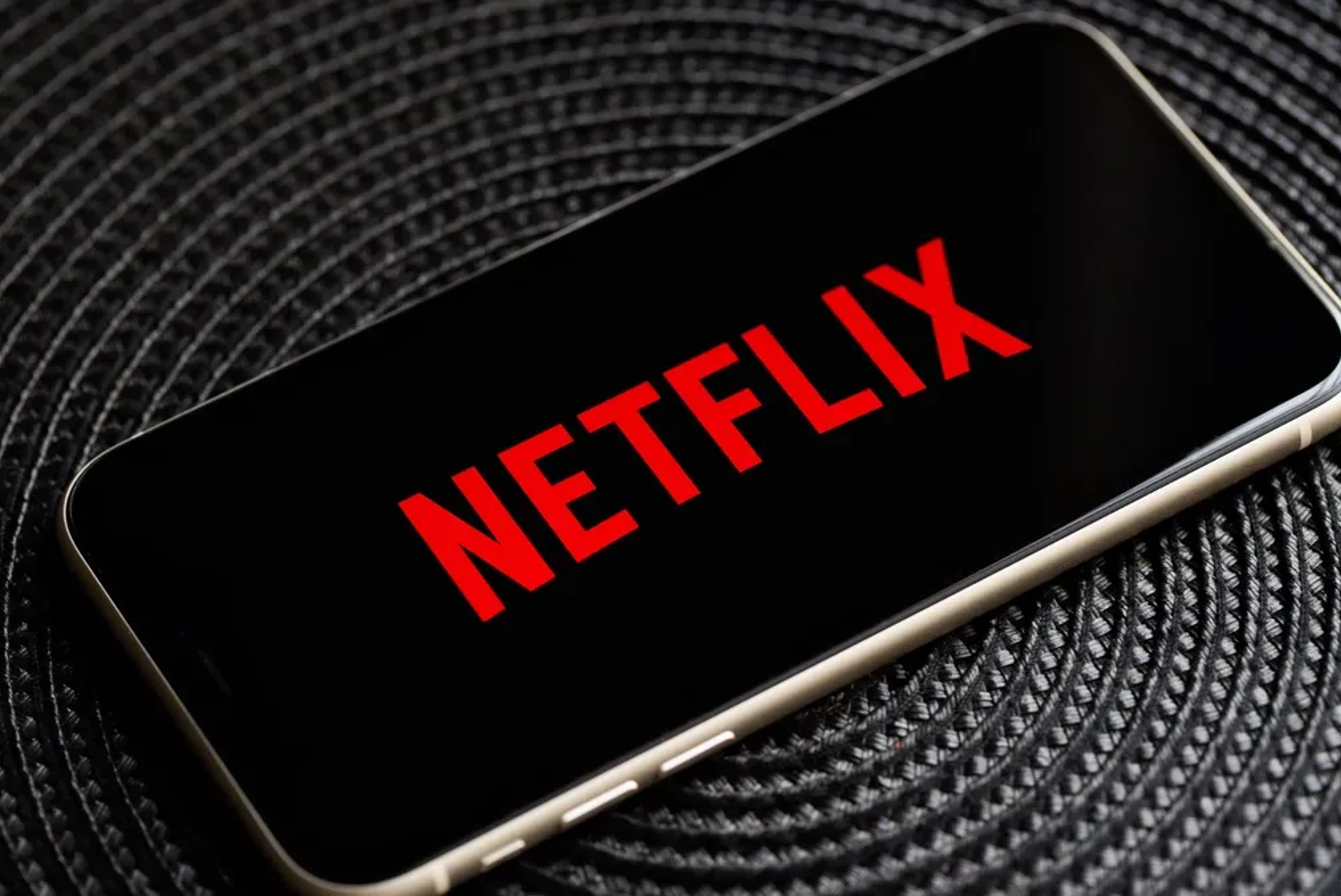 Netflix Loses 1 mln Subscribers in Q2, 1 mln Less Than Forecasted