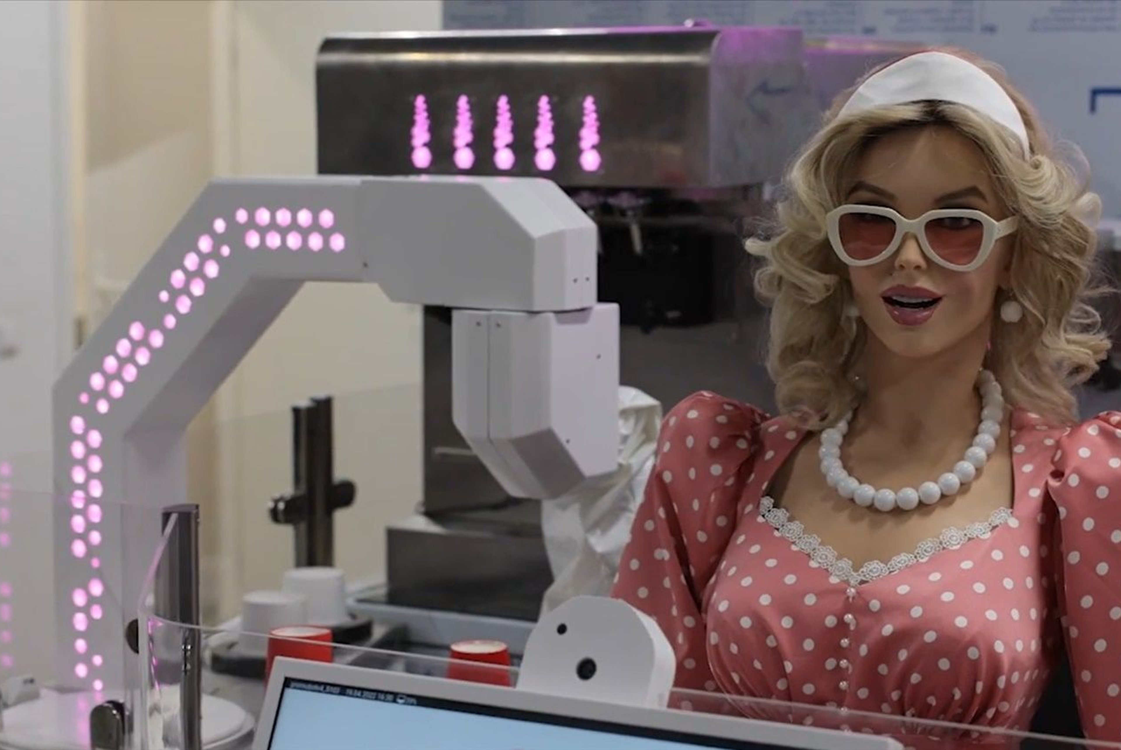 UAE-Based Company Buys Robocafe with "Dunyasha"