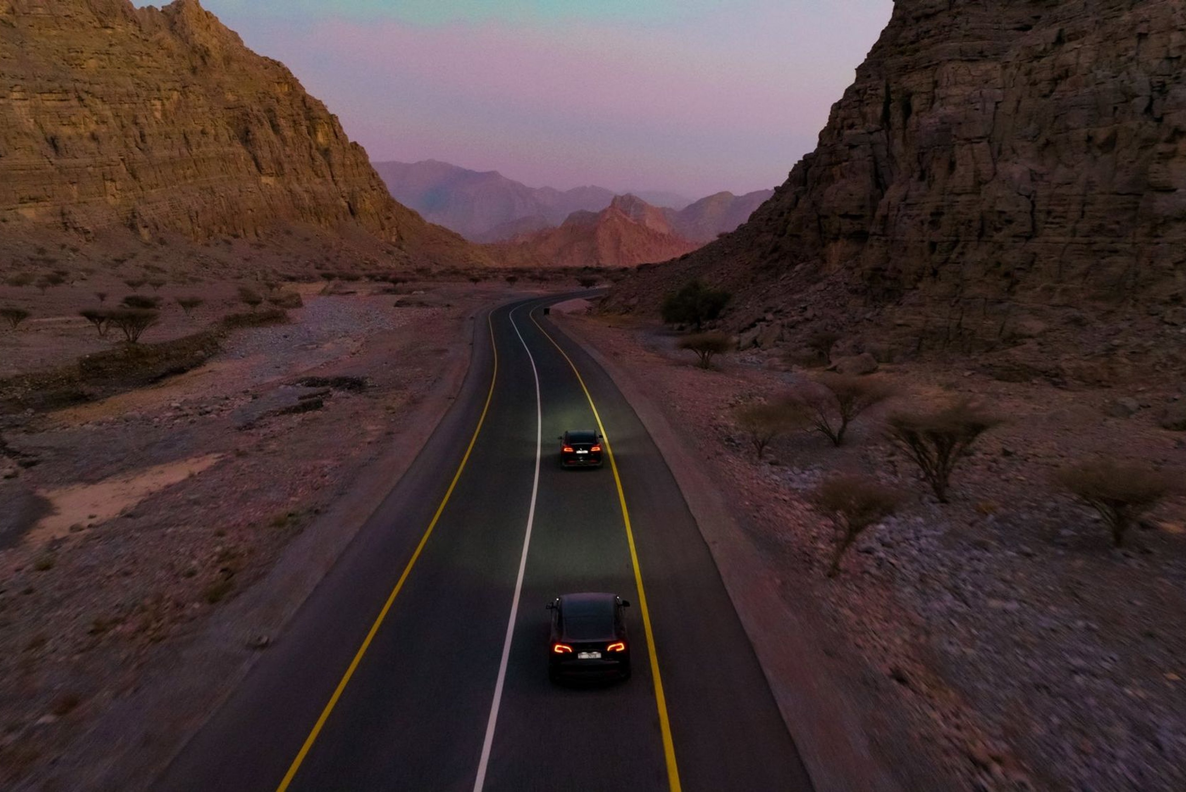 Dubai Becomes Prime Testing Ground for Tesla Heat Tests