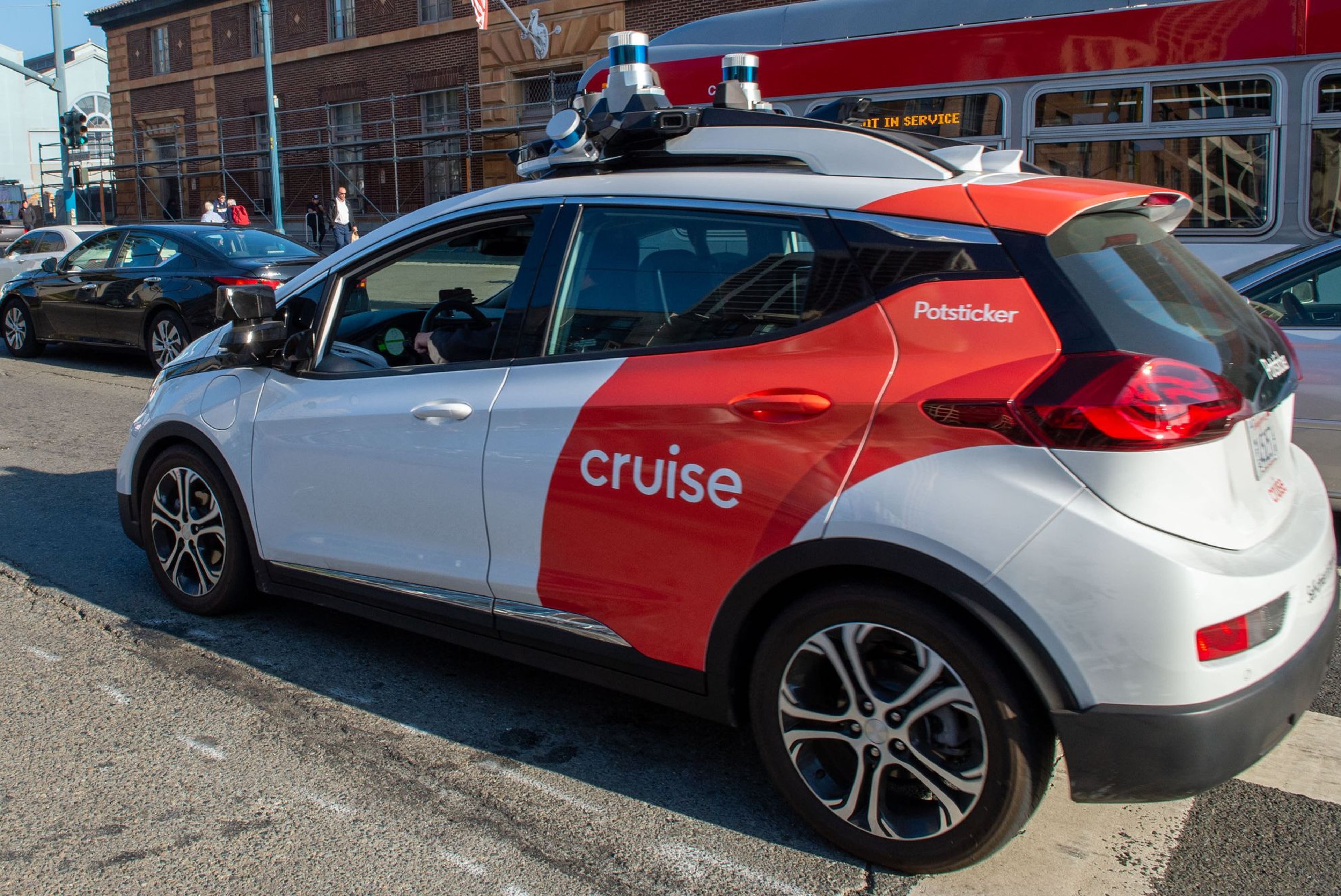 RTA to Present Self-Driving Cruise Car at GITEX 2022