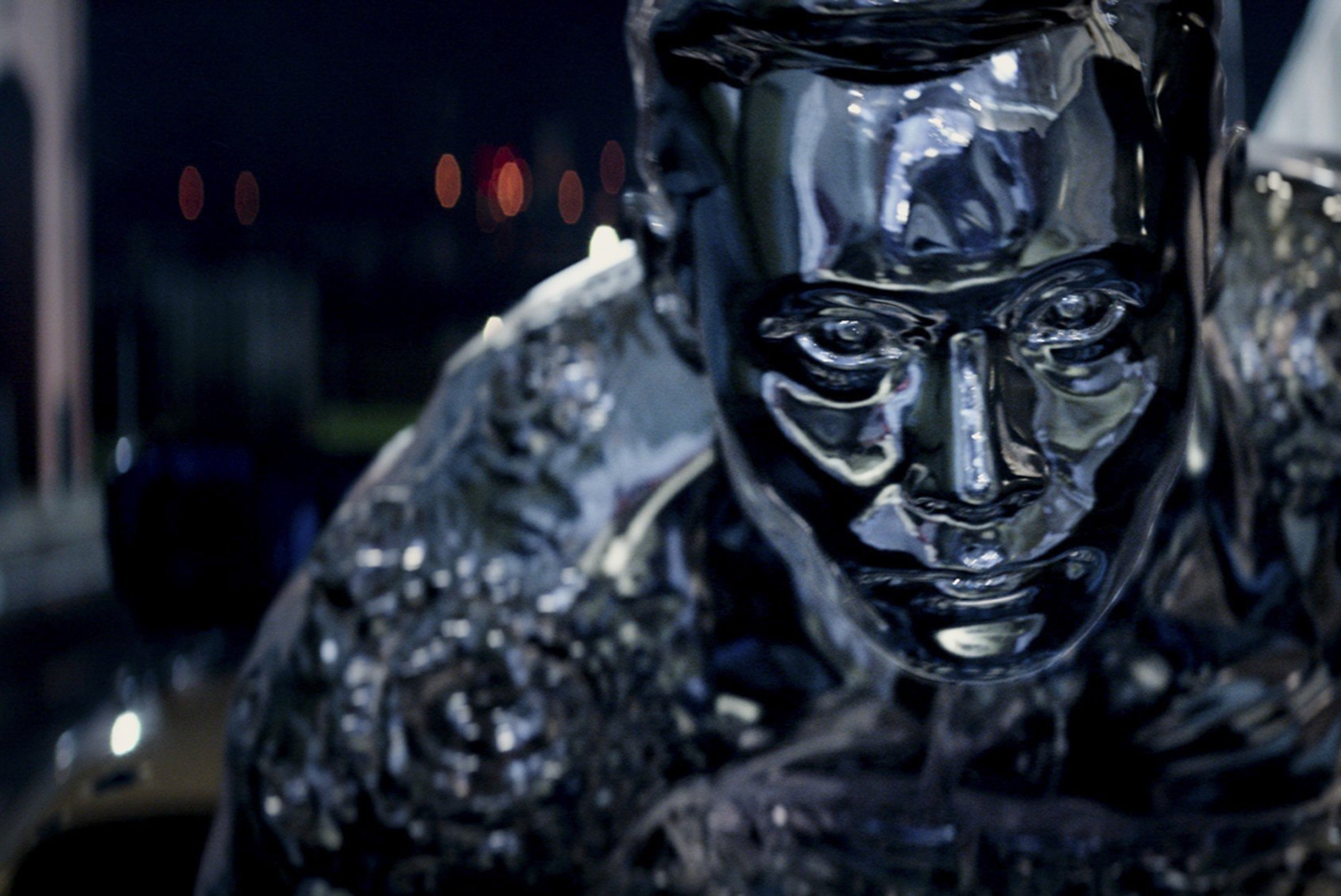 Revolutionary shape-shifting robot liquifies to escape confinement