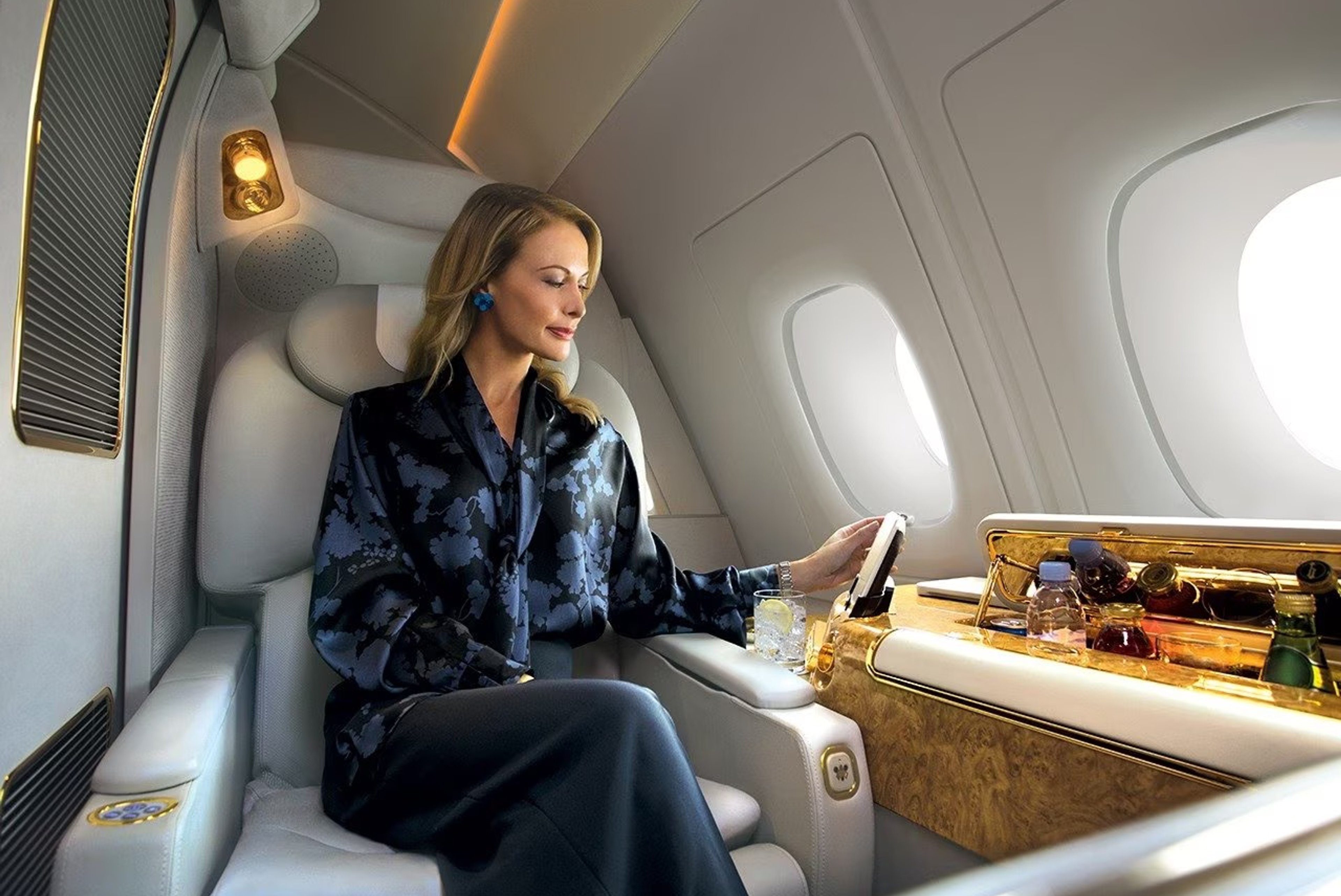 Emirates will offer in-flight high-speed internet to its passengers