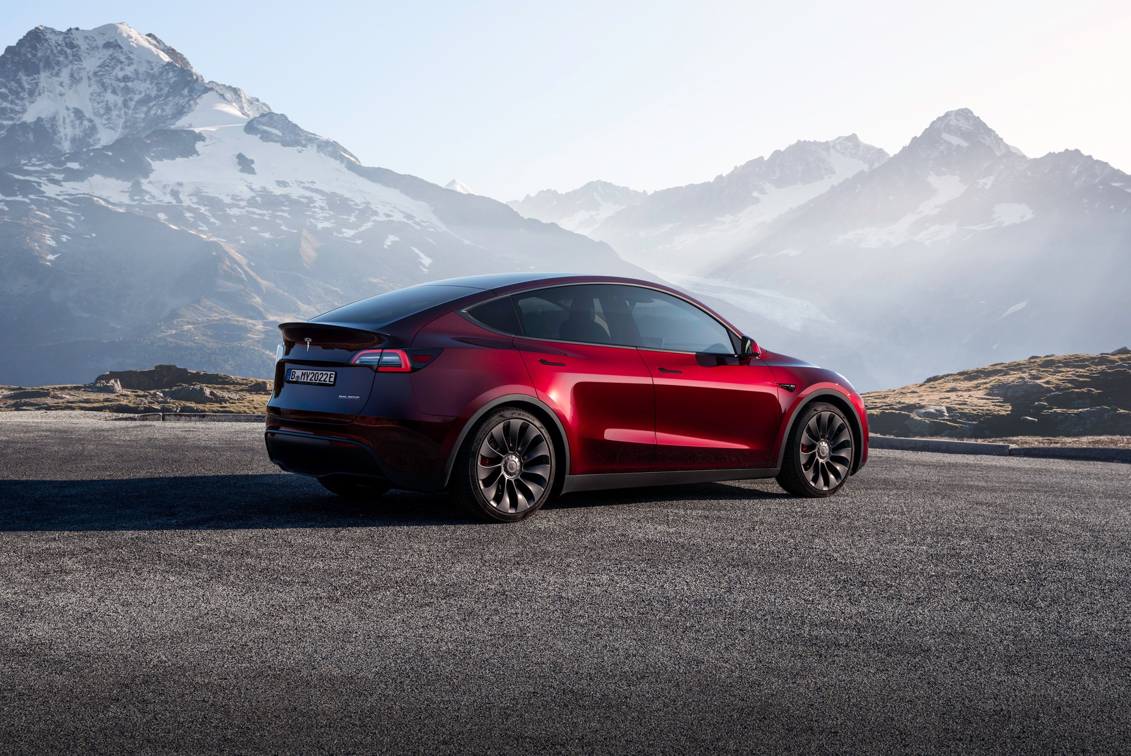 Installation of Tesla's new Full Self-Driving beta put on hold until recall is resolved