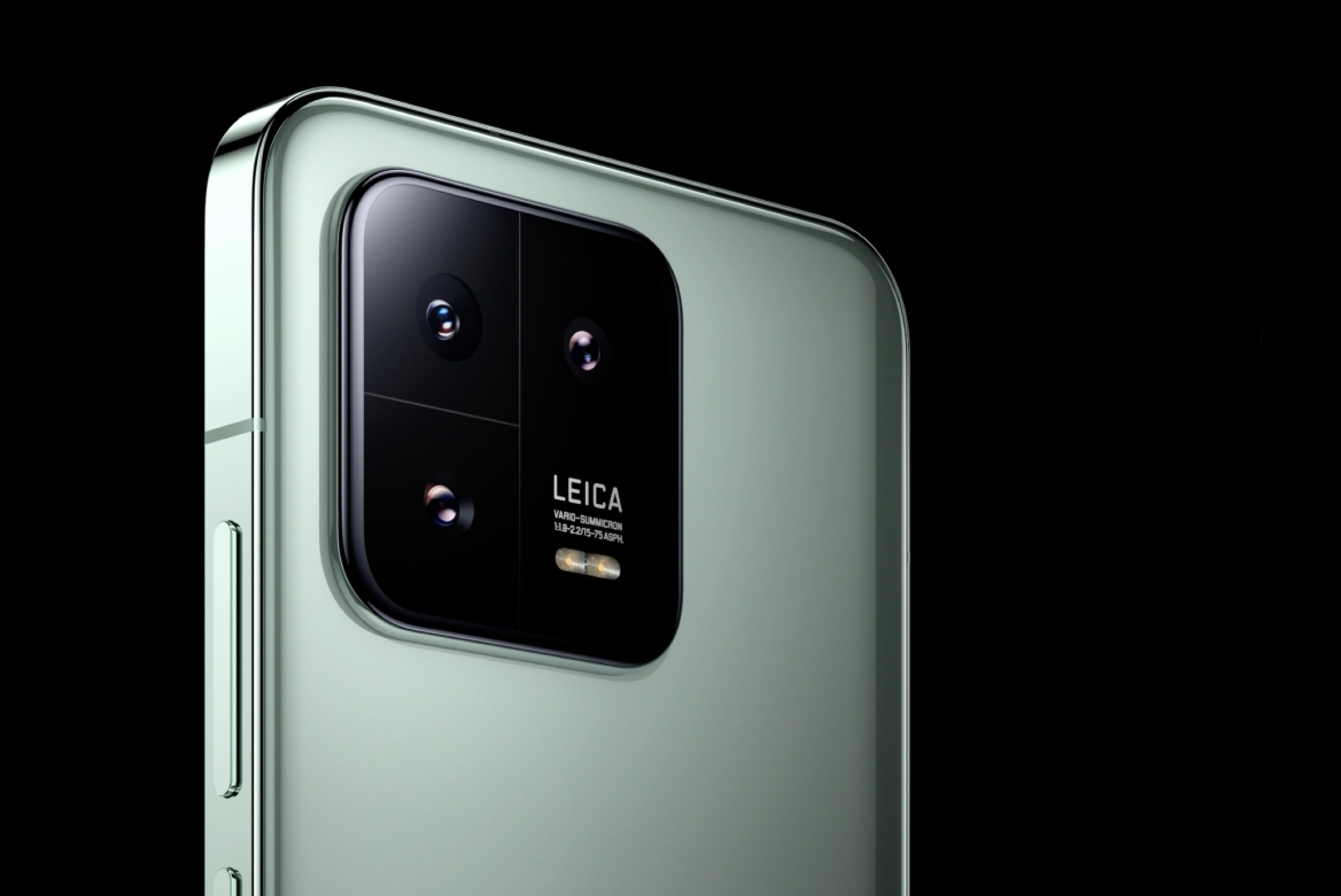 The 13 Pro flagship from Xiaomi boasts a 1-inch sensor