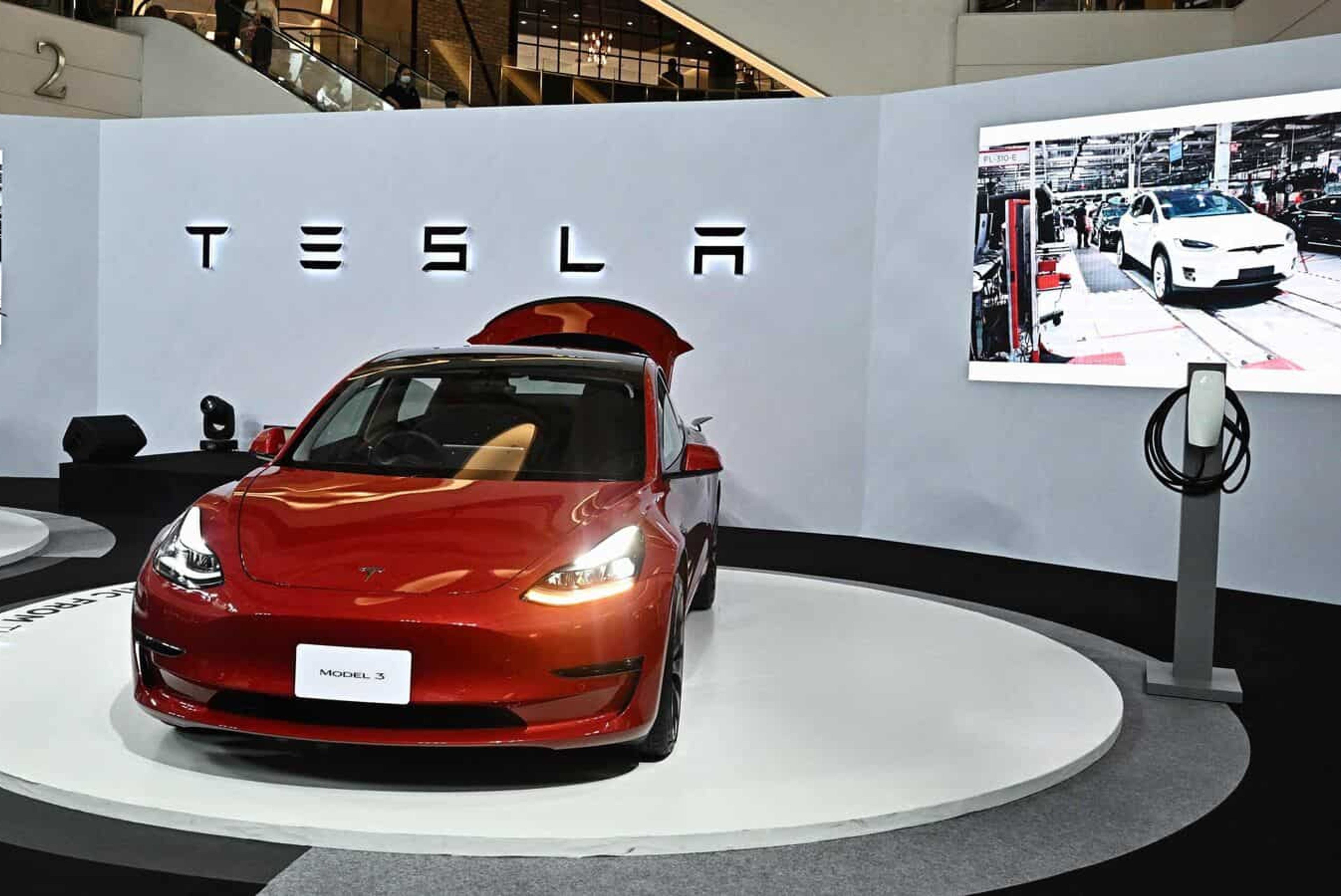 Tesla's plans in China may be affected by Elon Musk's tweets about lab leak theory