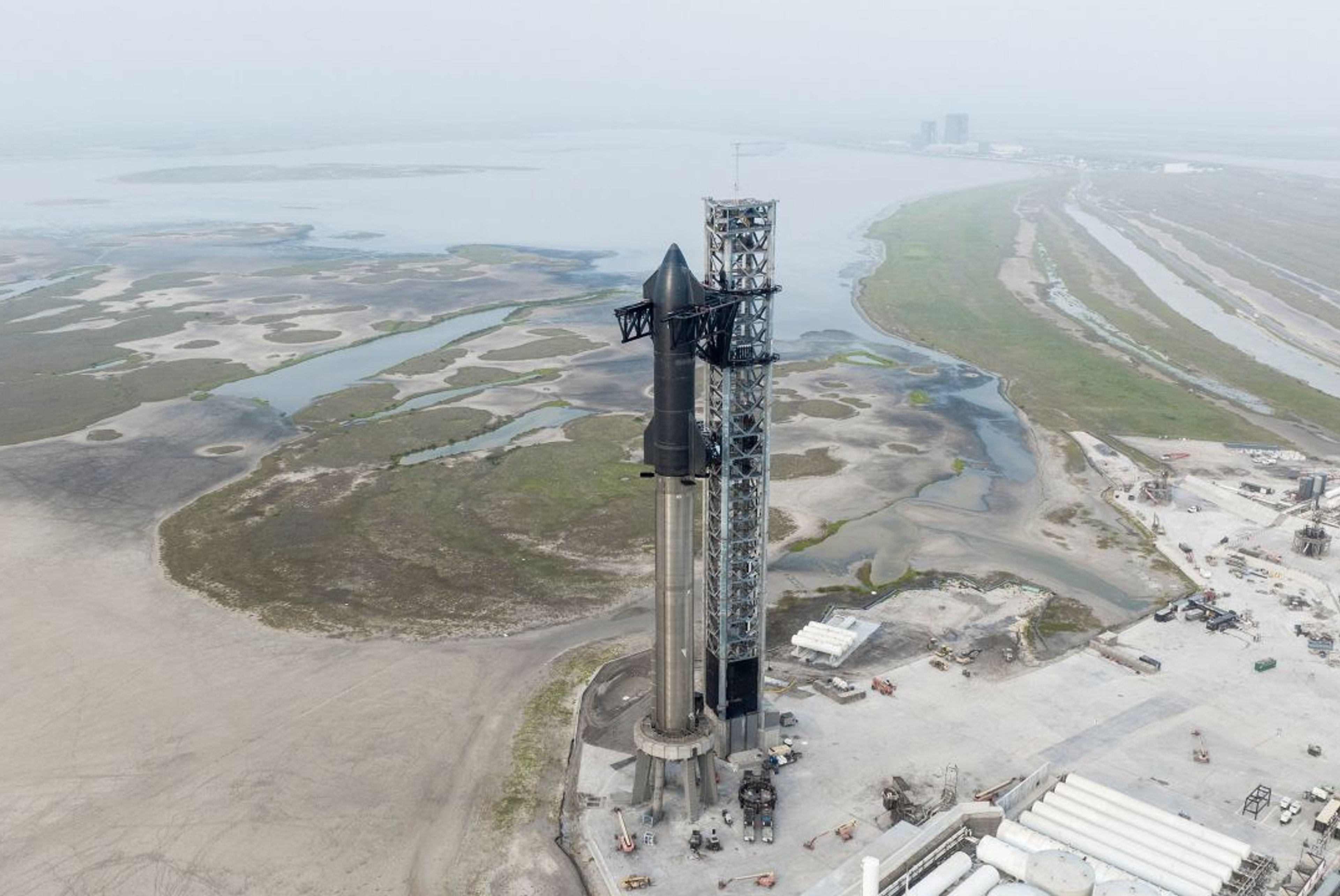 Mighty Starship launch fails for SpaceX