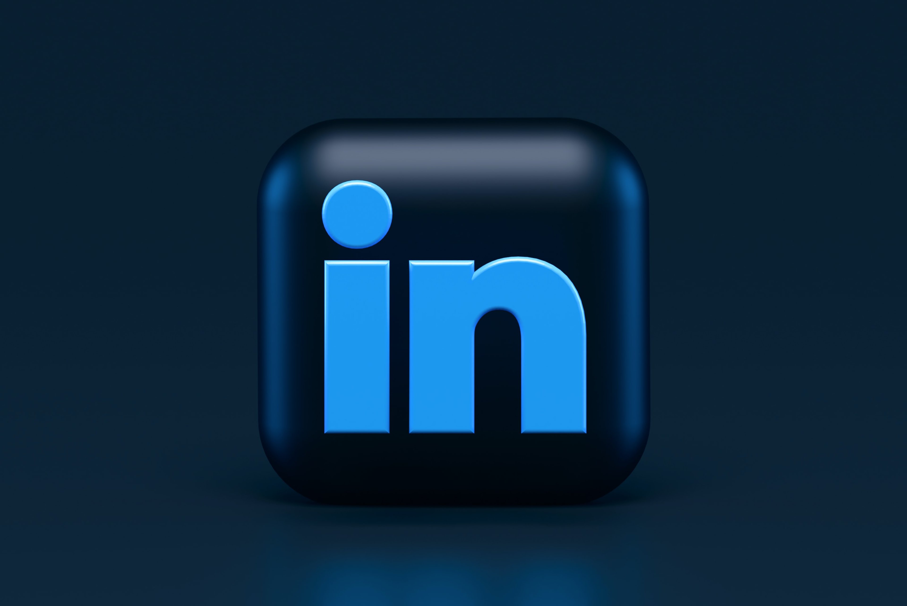 LinkedIn introduces a free verified badge to confirm your workplace