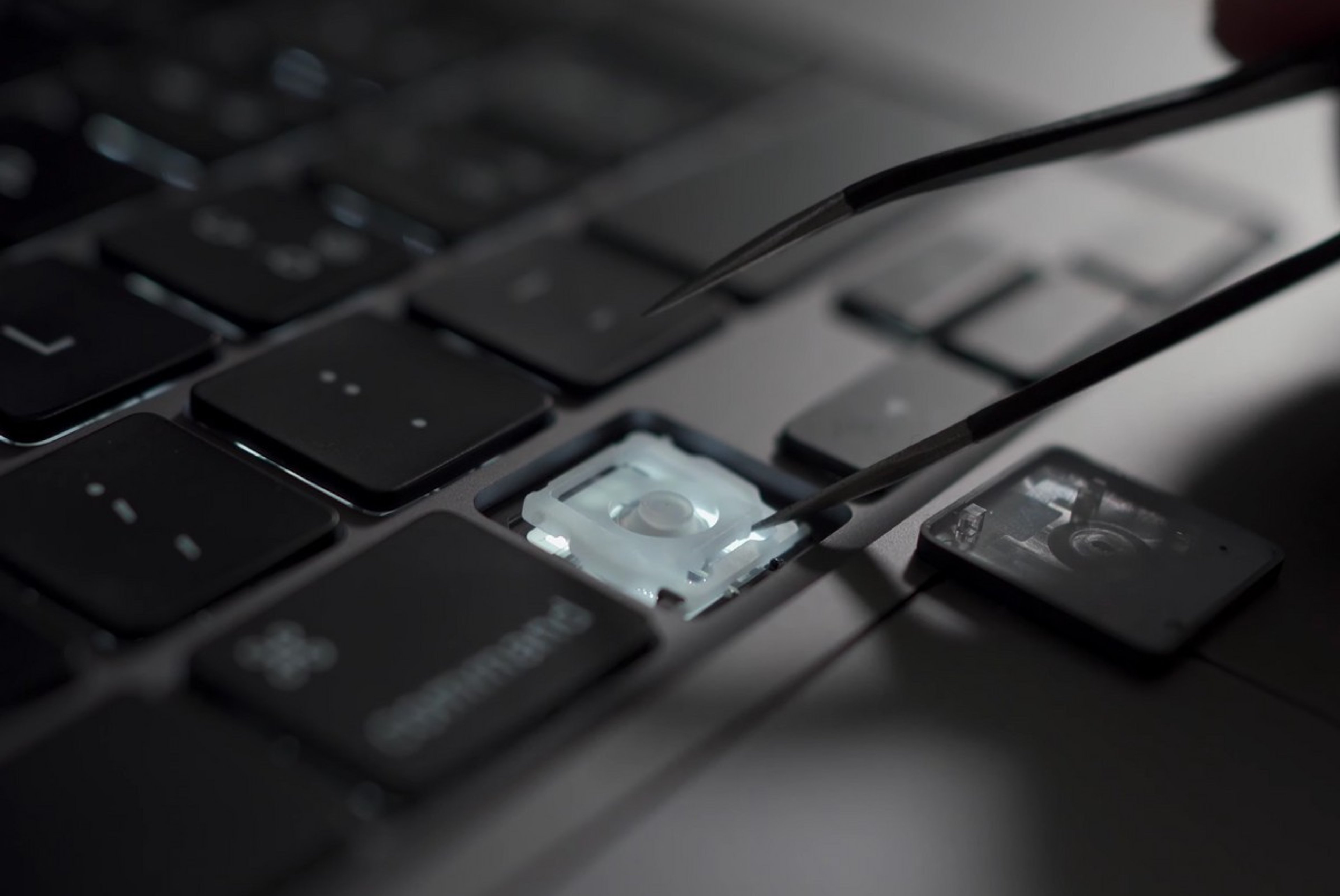 Apple's $50 million butterfly keyboard settlement receives final approval