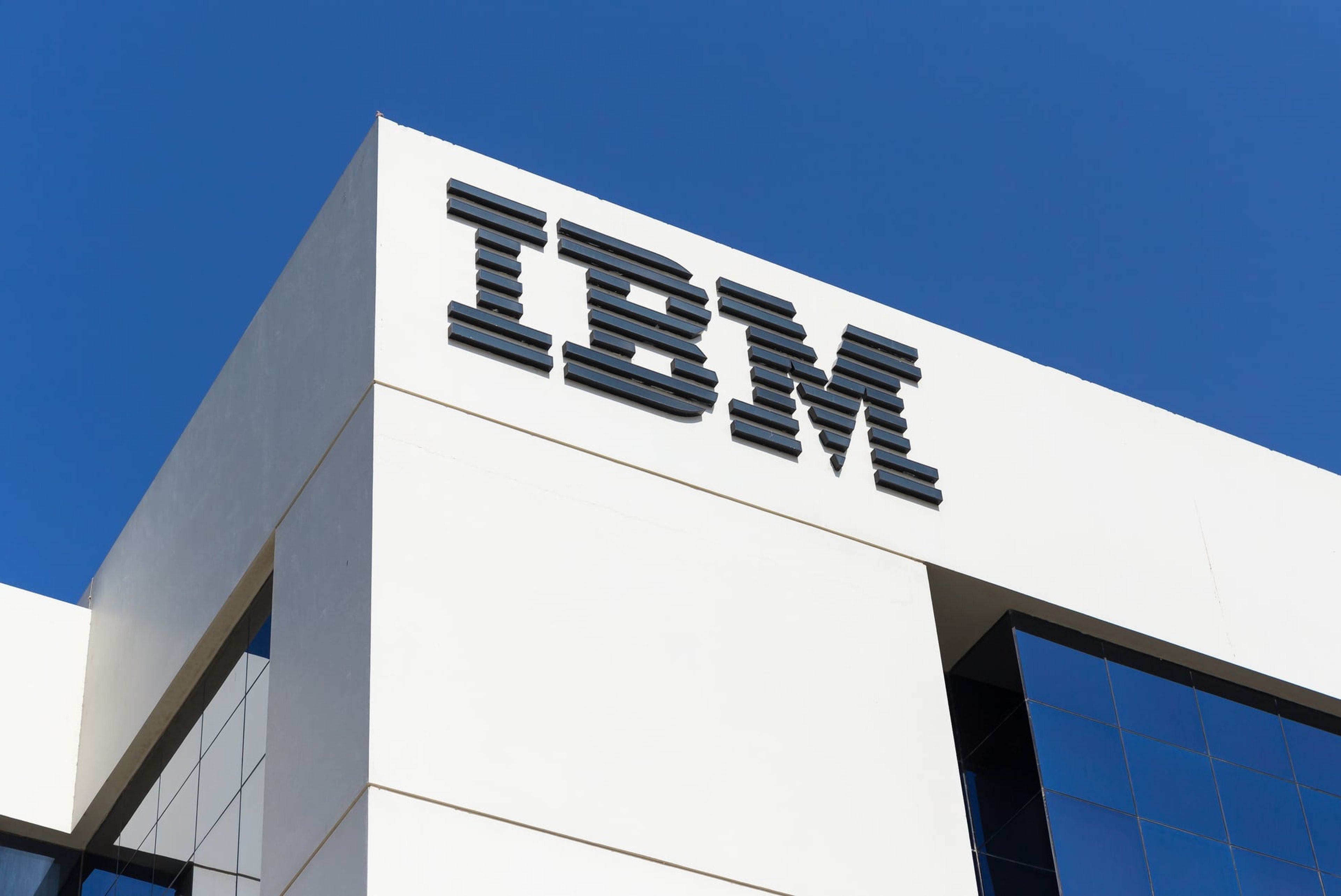 IBM CEO plans to halt hiring for roles that can be replaced by AI