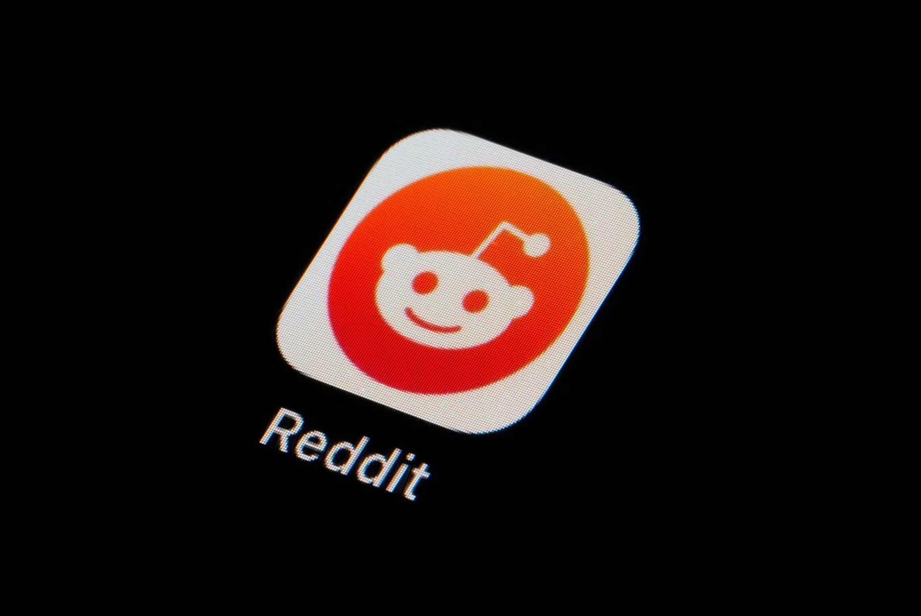 Subreddits filled with porn to challenge Reddit's policies