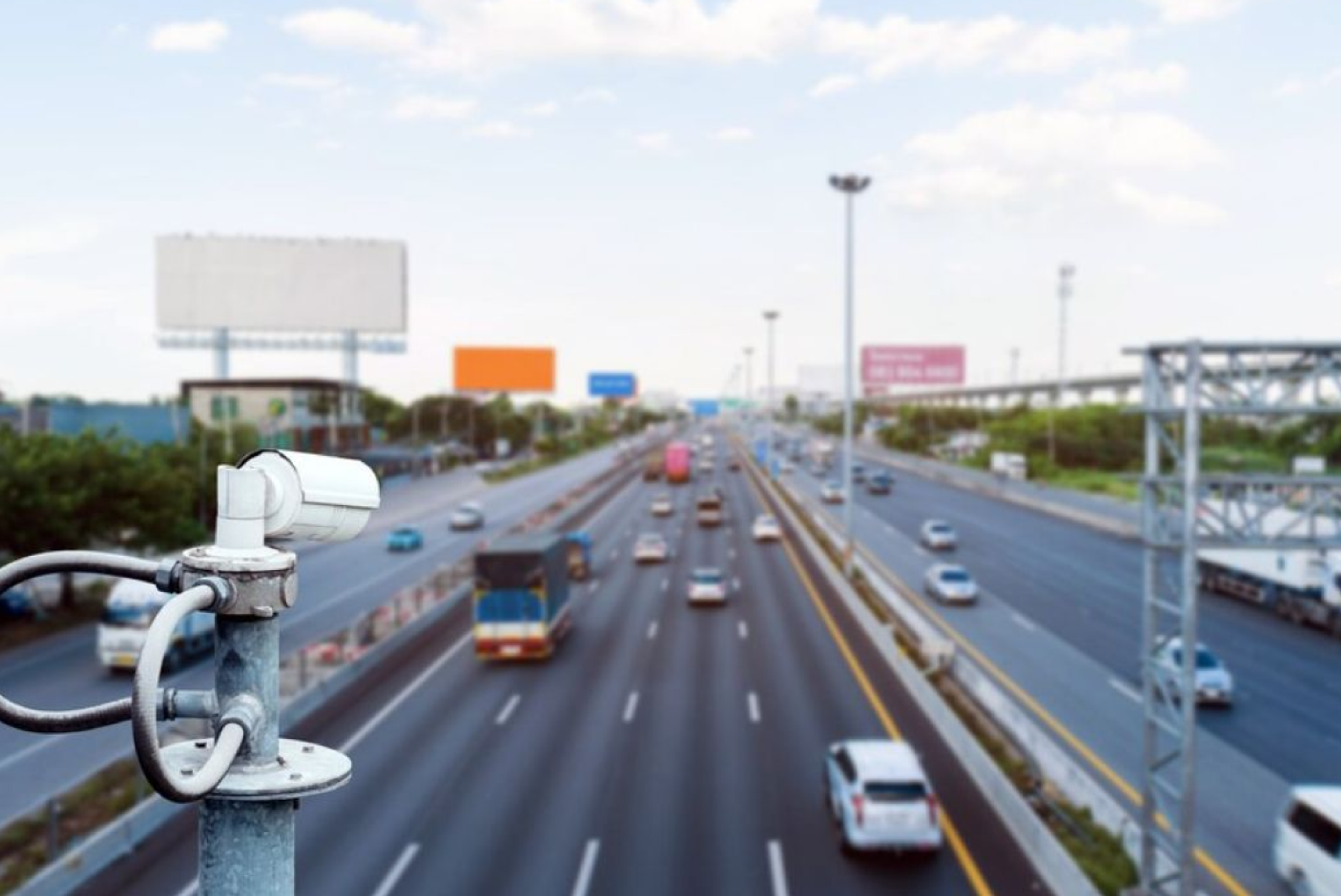 Number of traffic cameras on UAE roads: statistics