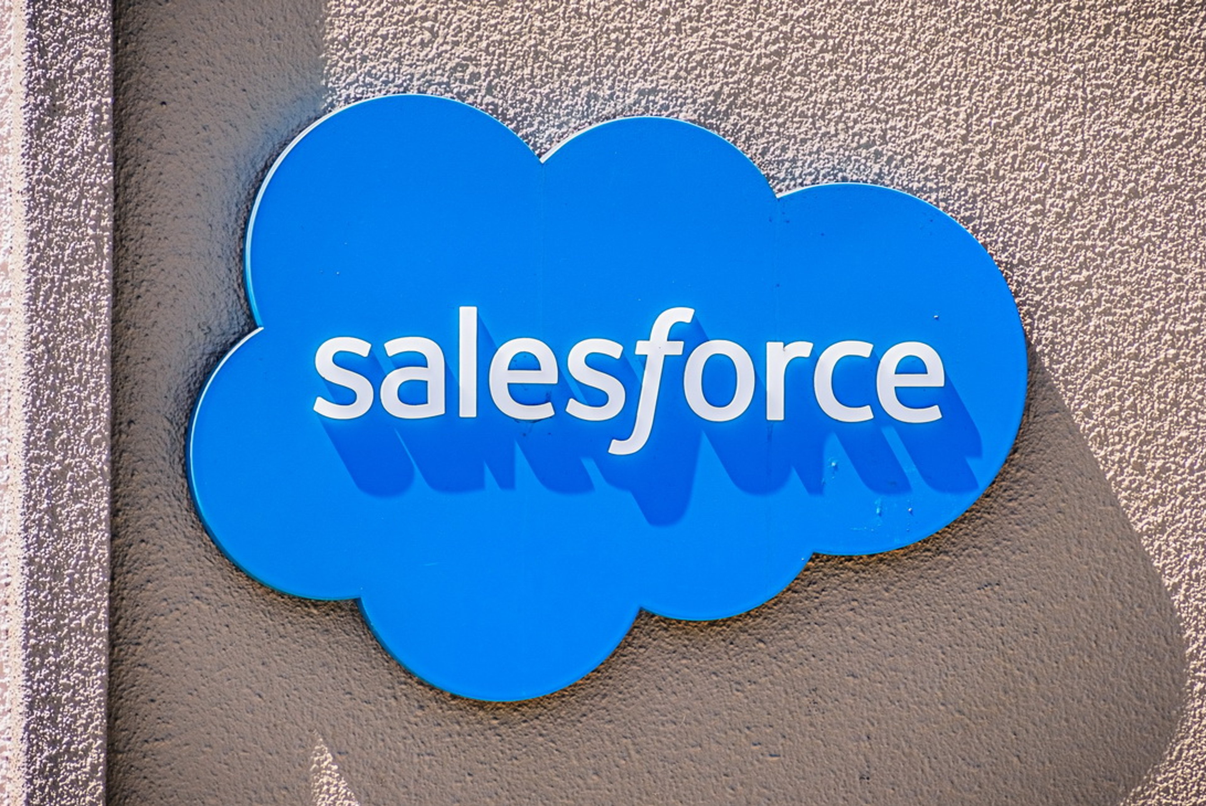 Salesforce is set to integrate AI chatbots into all its apps