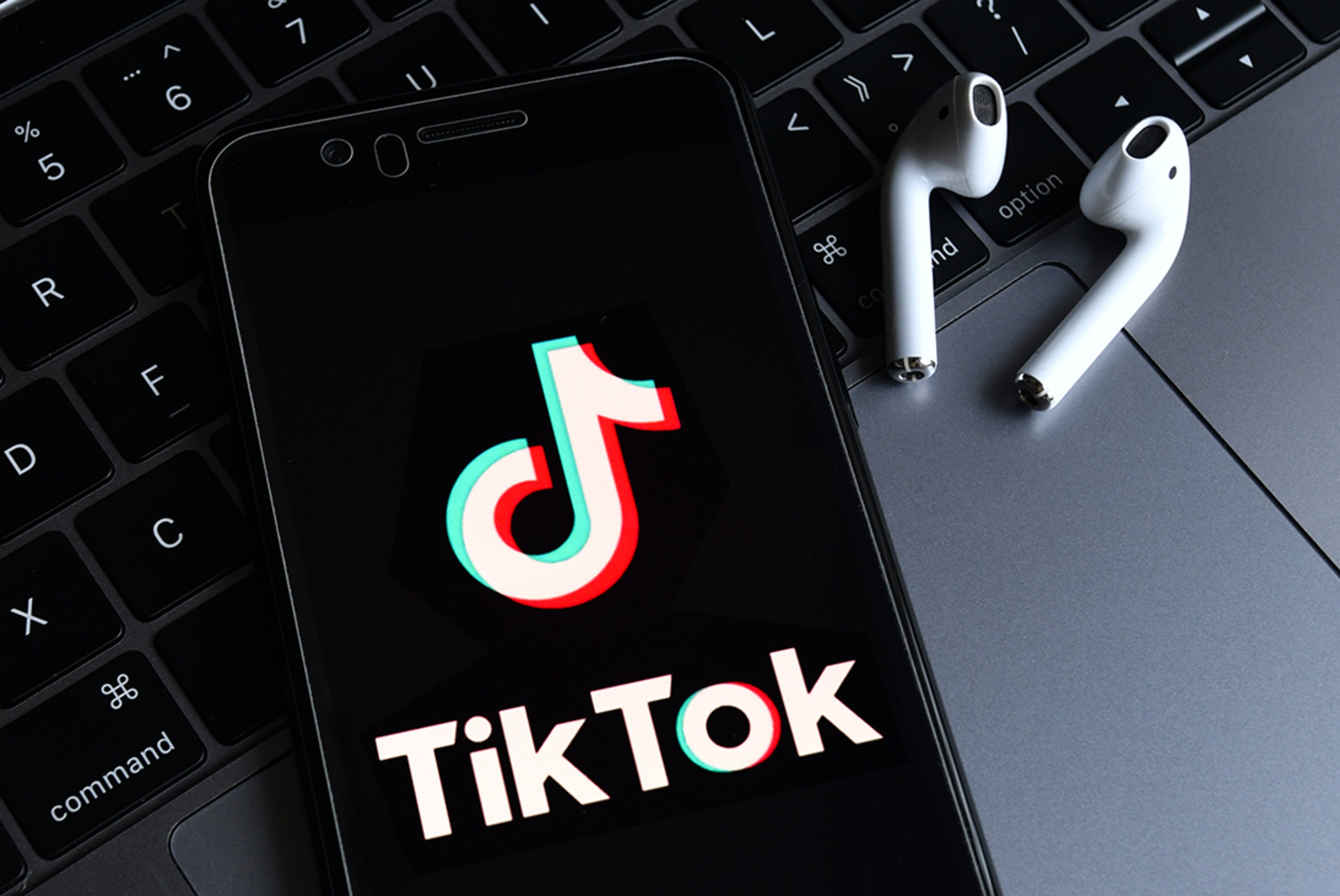 TikTok explores integrating Google Search results into app