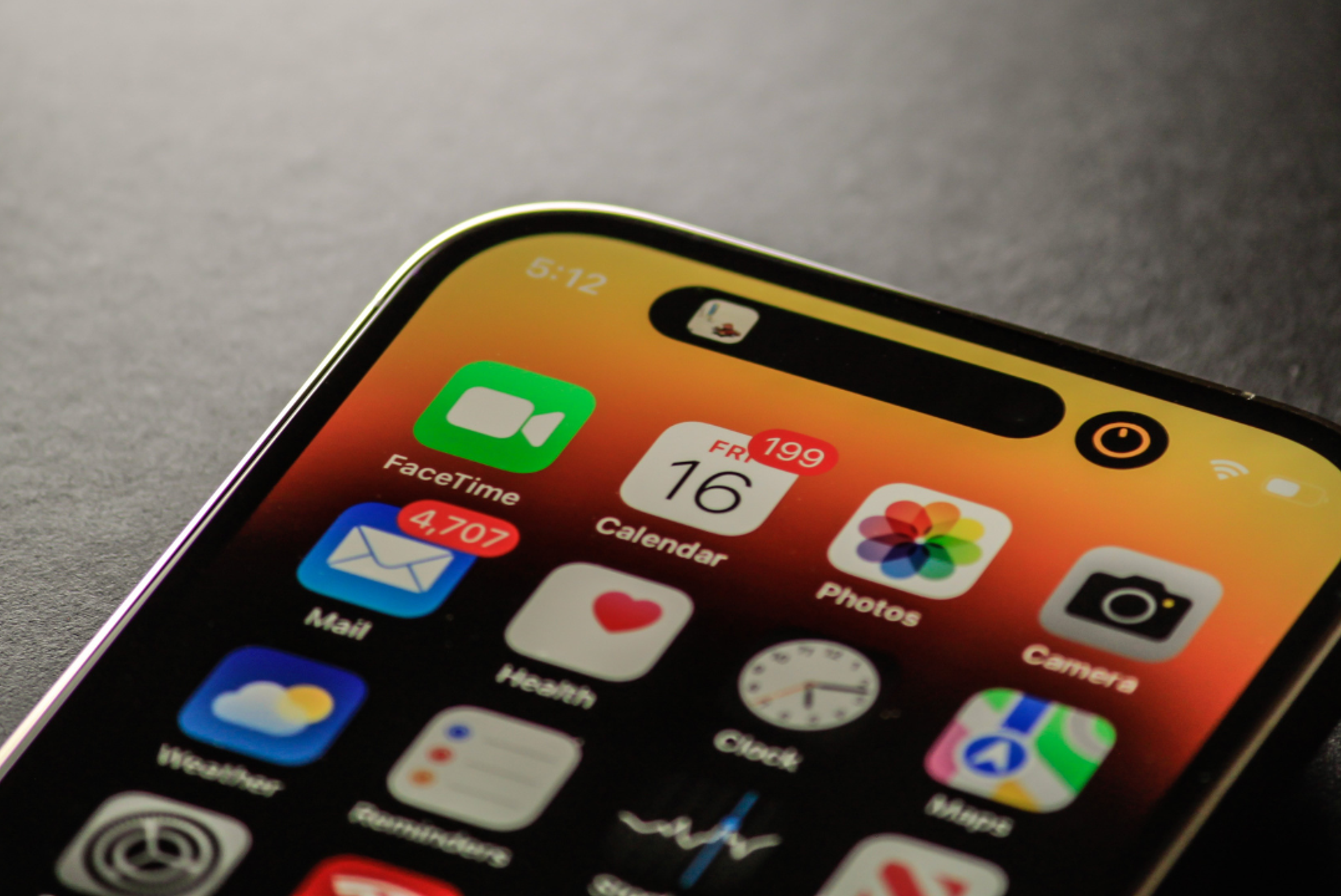 Apple to implement sideloading for EU iPhone users in early 2024
