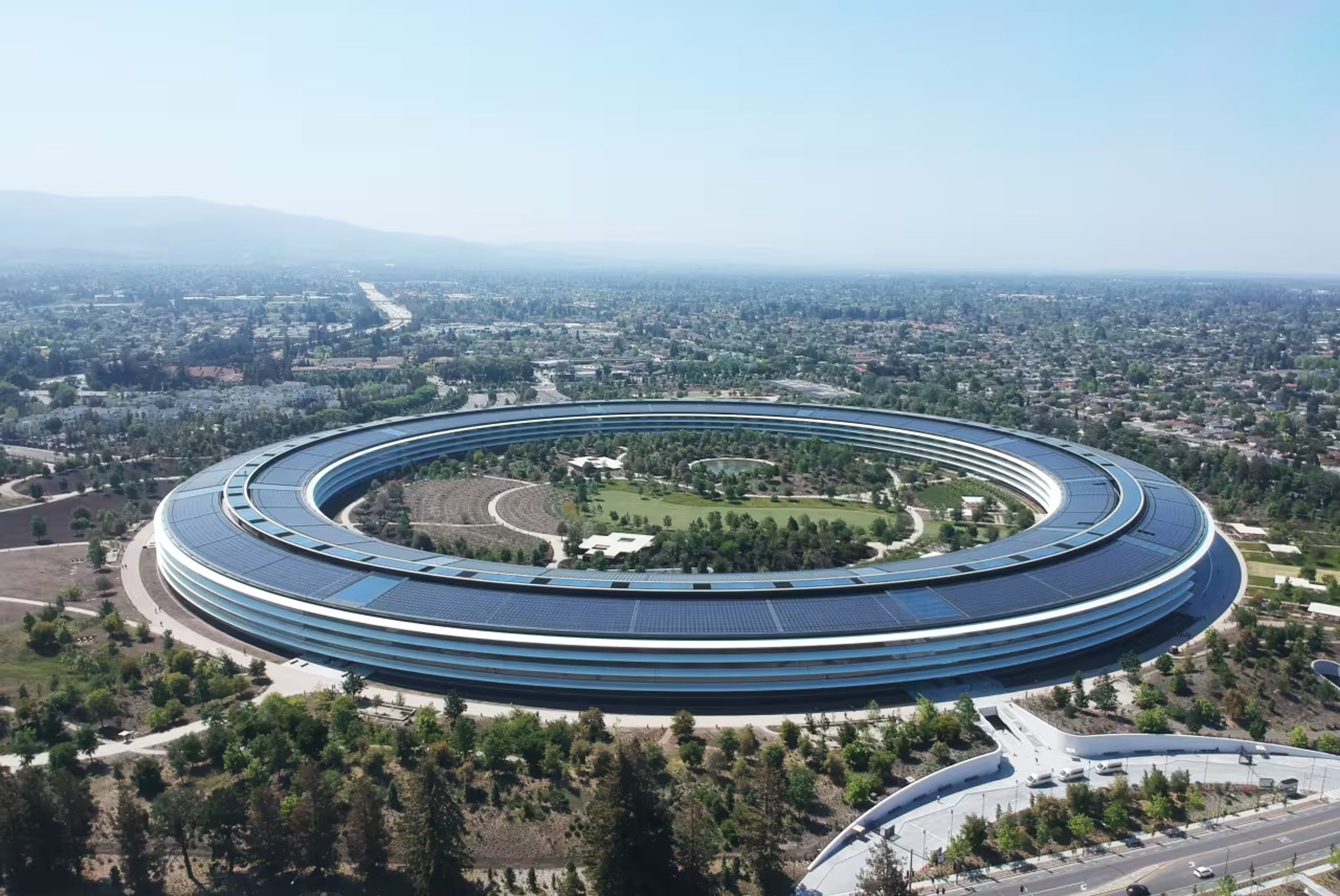 Apple reportedly developing smart ring to compete with Samsung Galaxy Ring