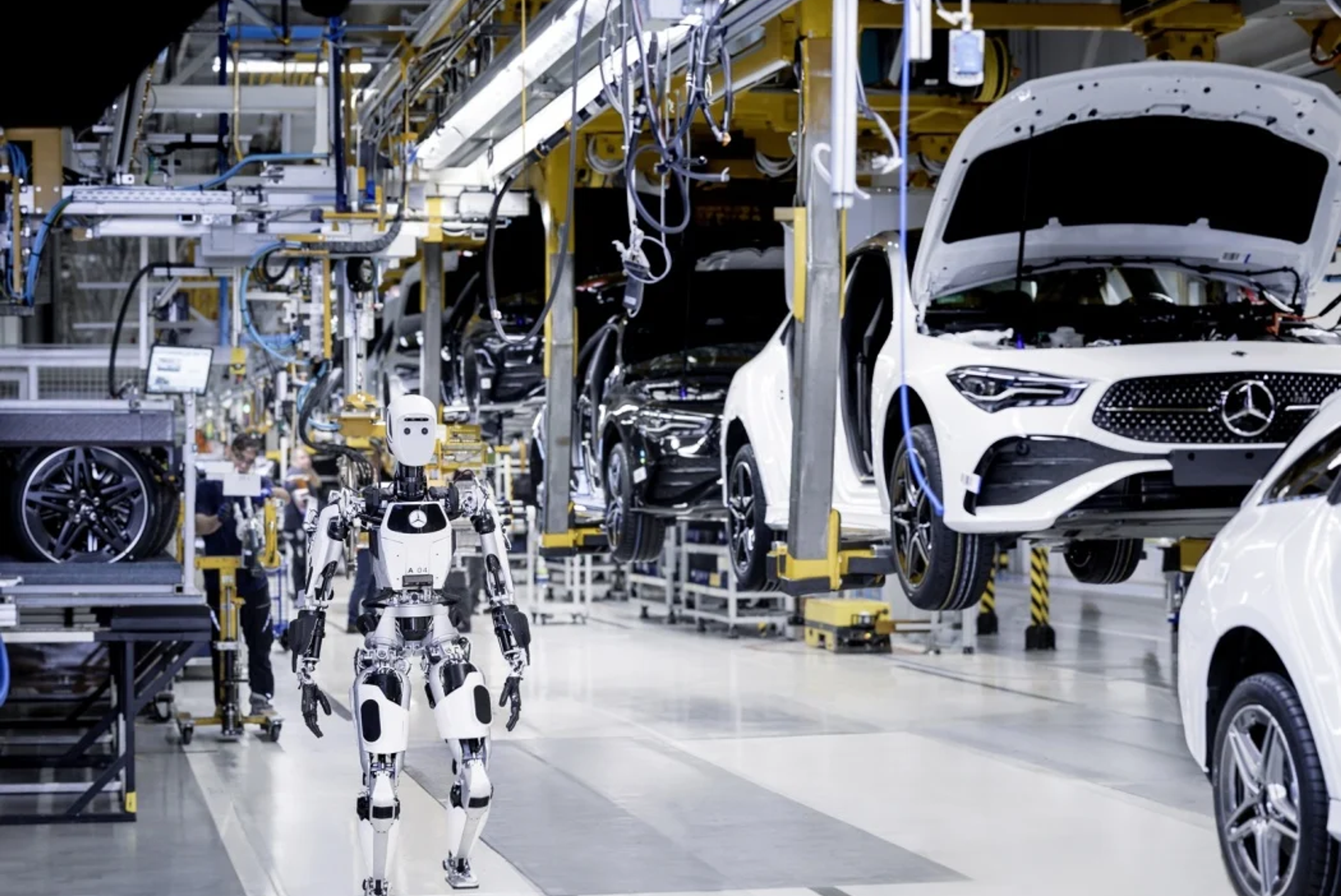 Mercedes partners with Apptronik for humanoid robot pilot program