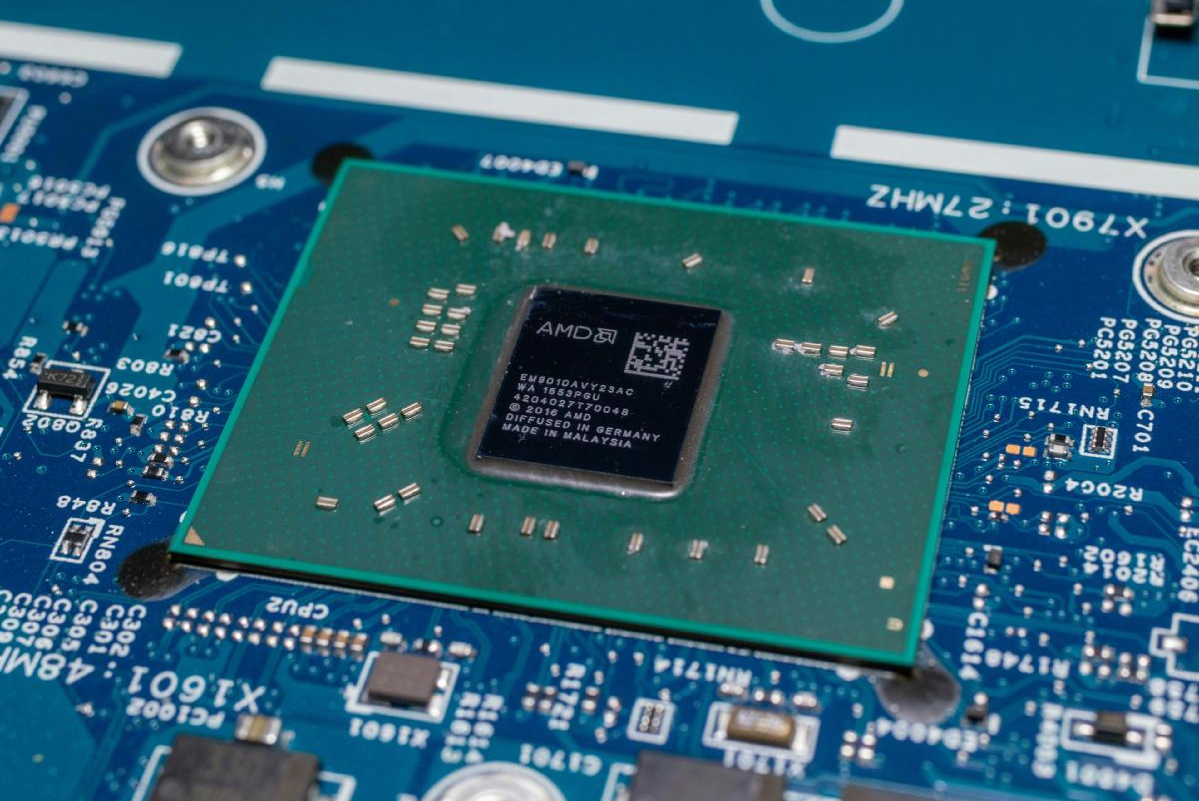 Researchers uncover long-standing AMD chip vulnerability