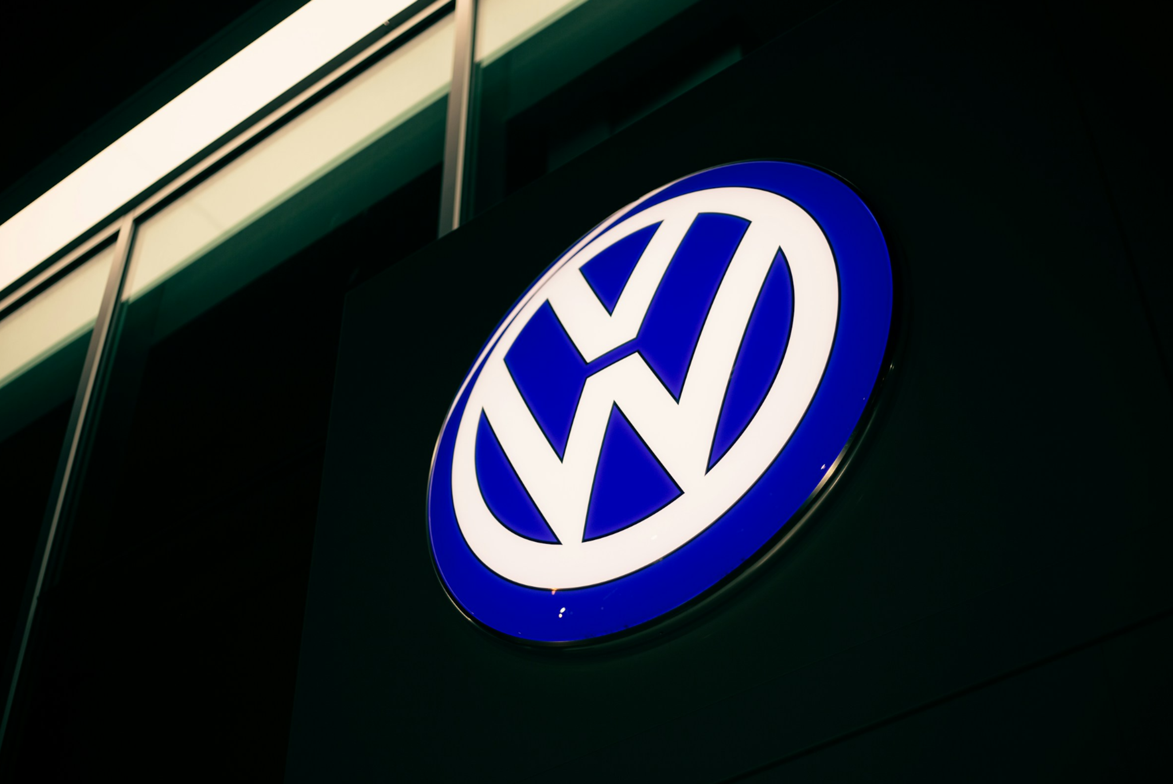 Volkswagen Faces Data Breach Affecting Over 800,000 Car Owners