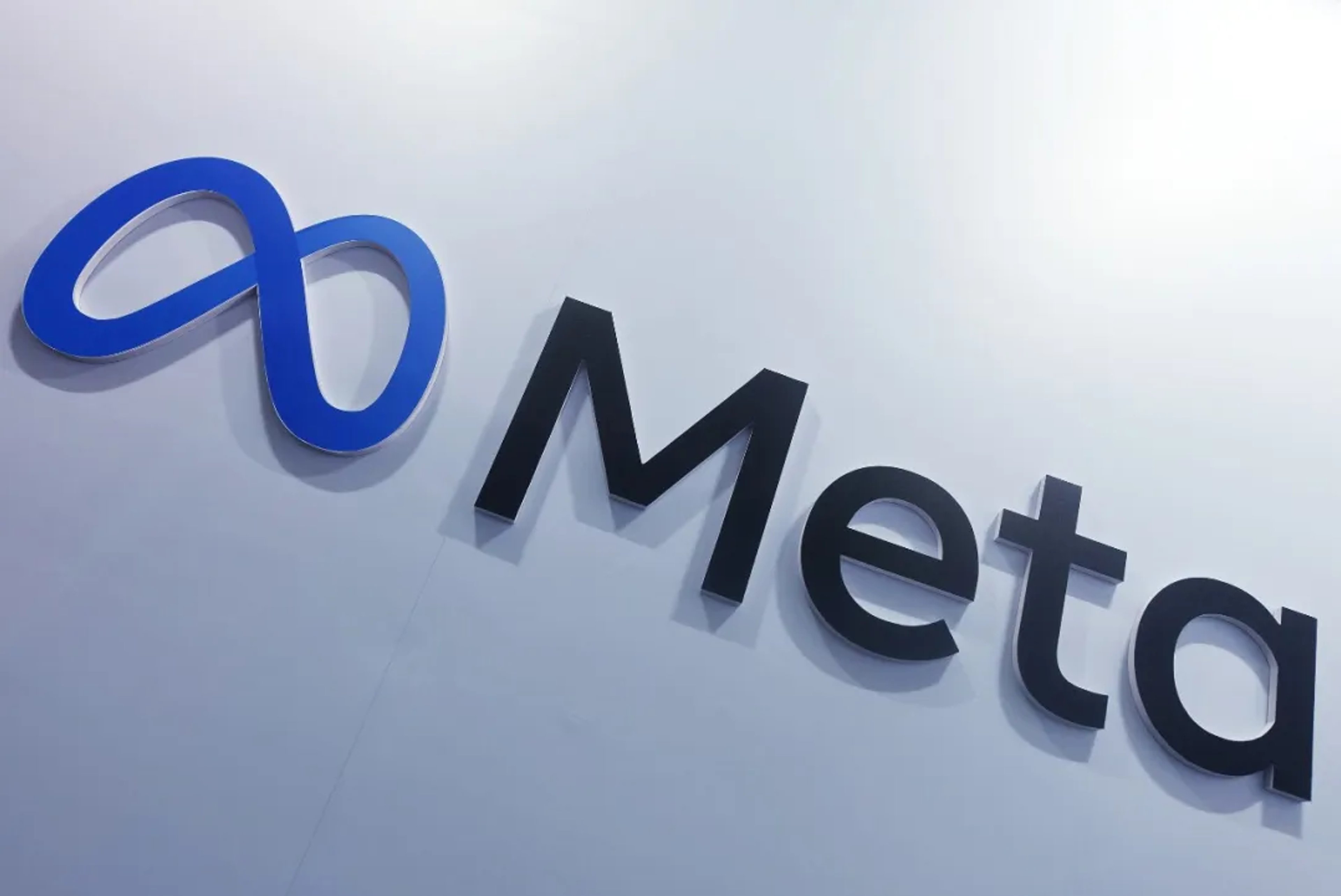 Meta Eases Content Moderation, Drops Third-Party Fact-Checkers