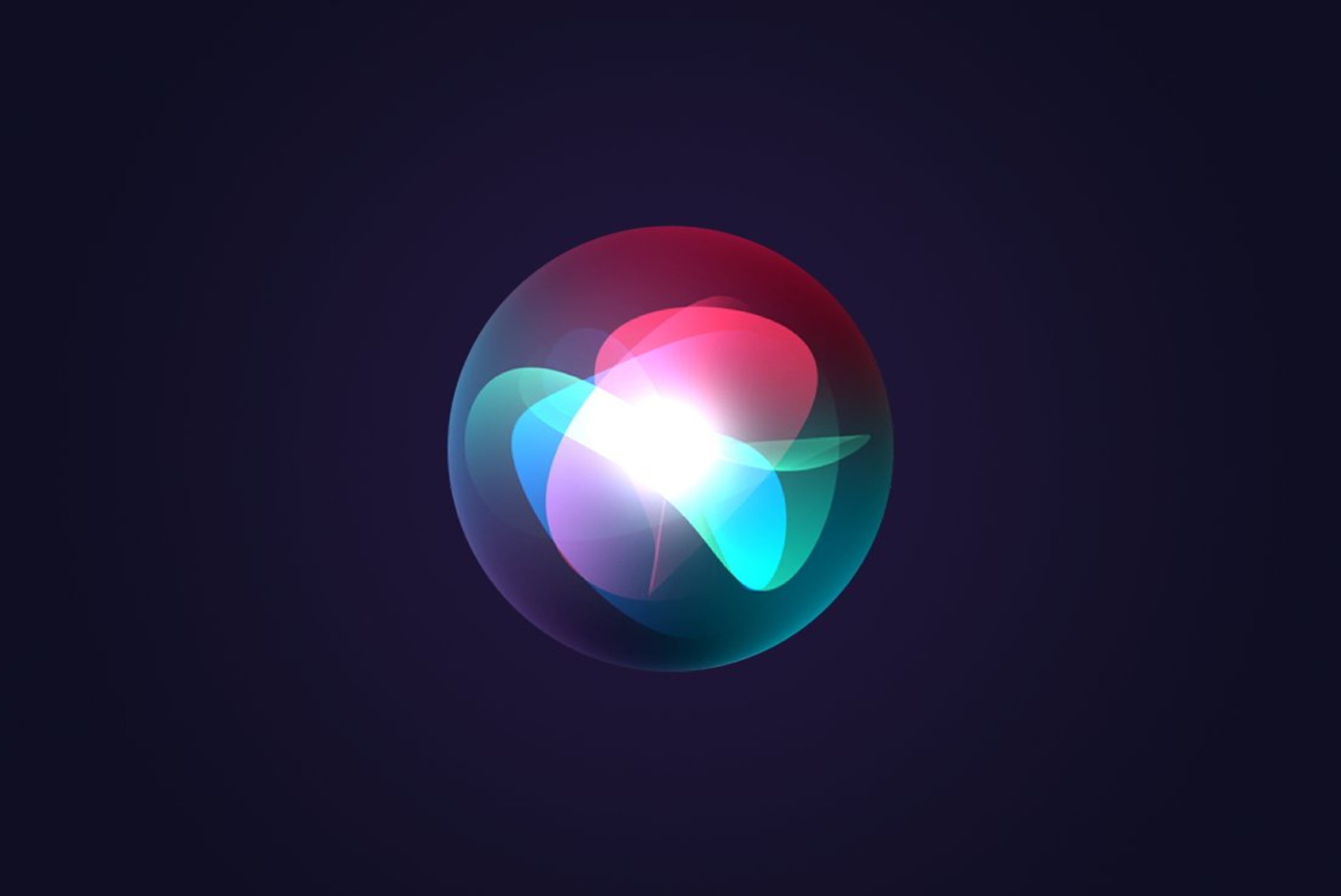 Apple Denies Selling Siri Data to Advertisers