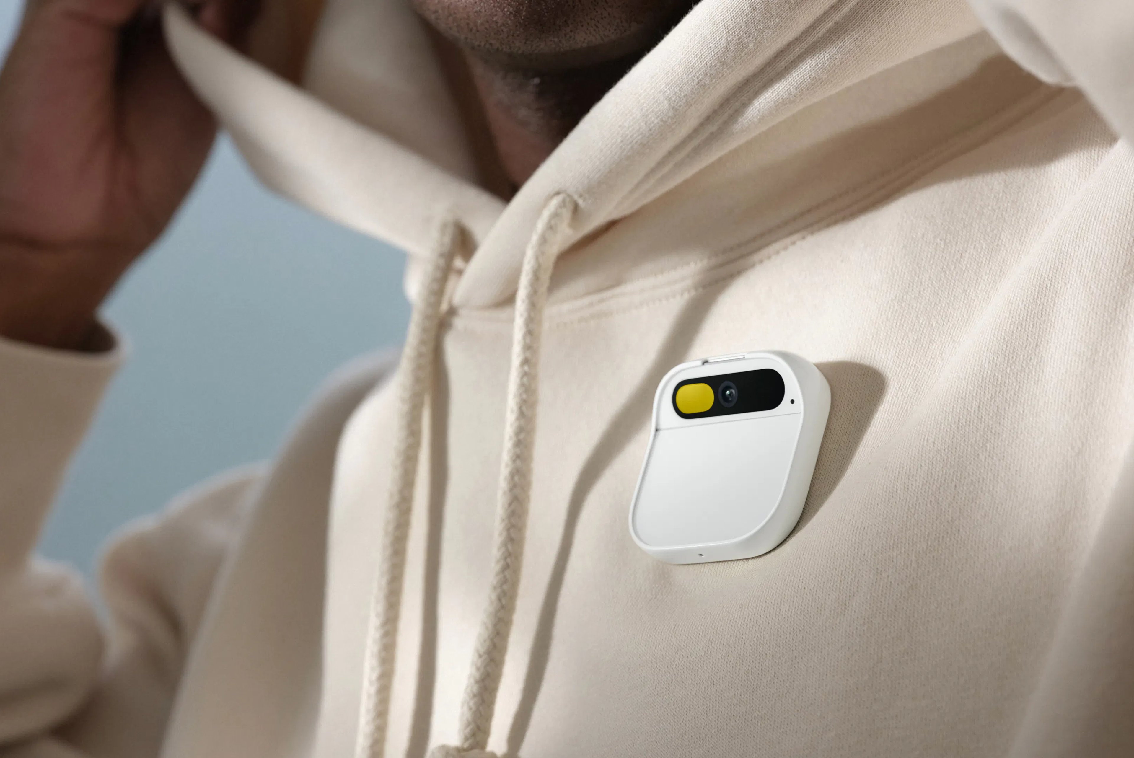 Humane Shuts Down AI Pin