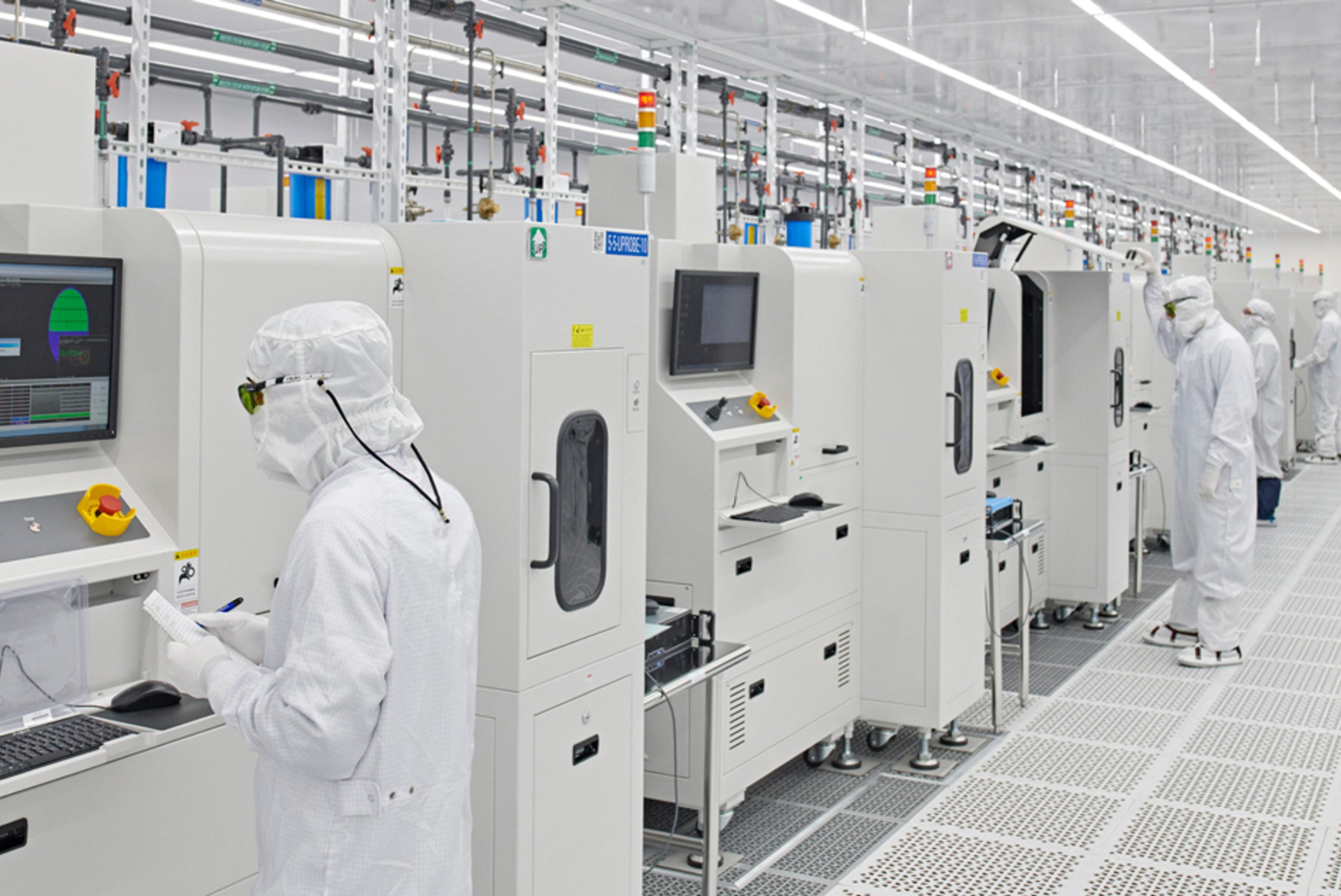 Apple to Shift Part of Its Production to the U.S.