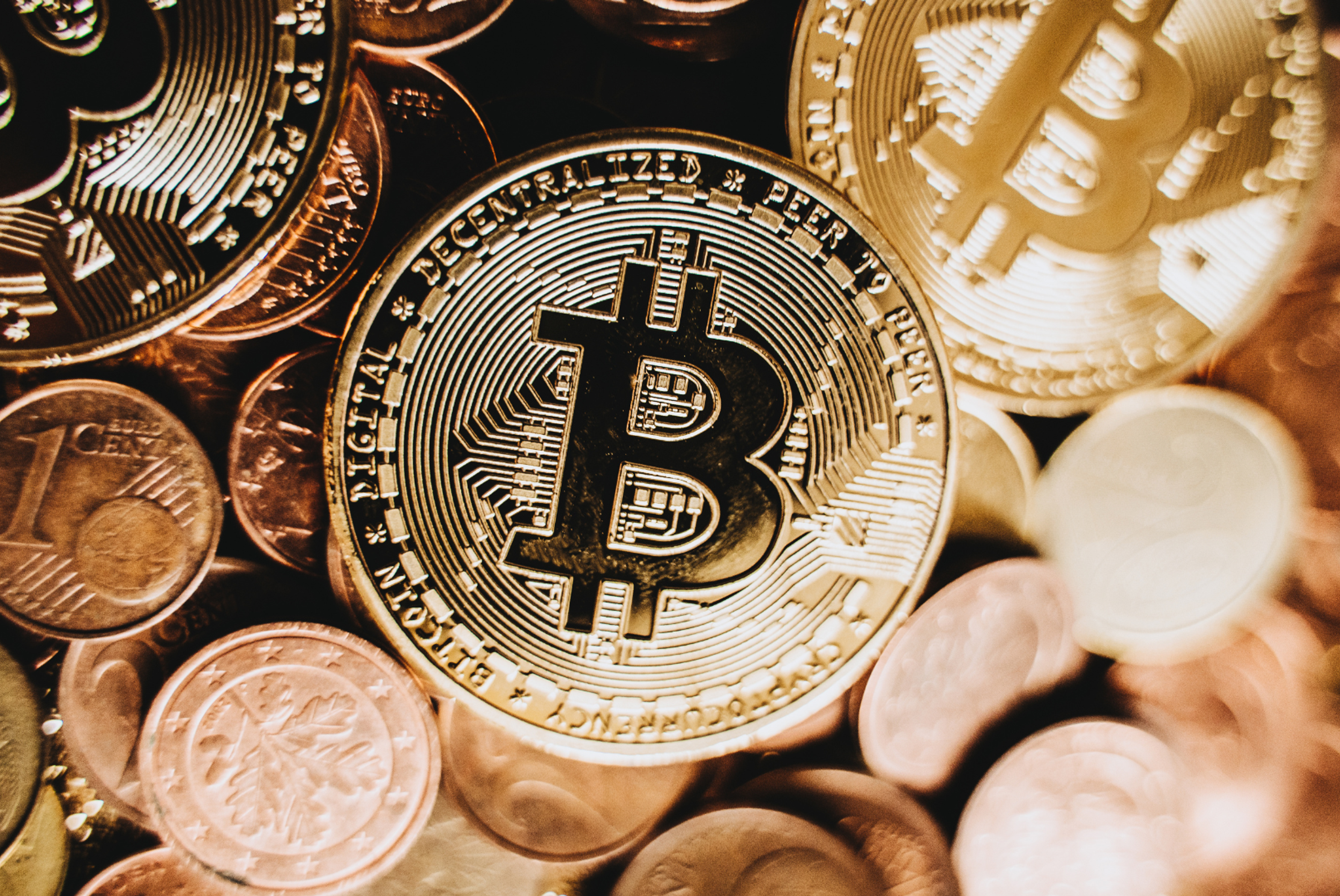 Trump to Host First-Ever White House Crypto Summit