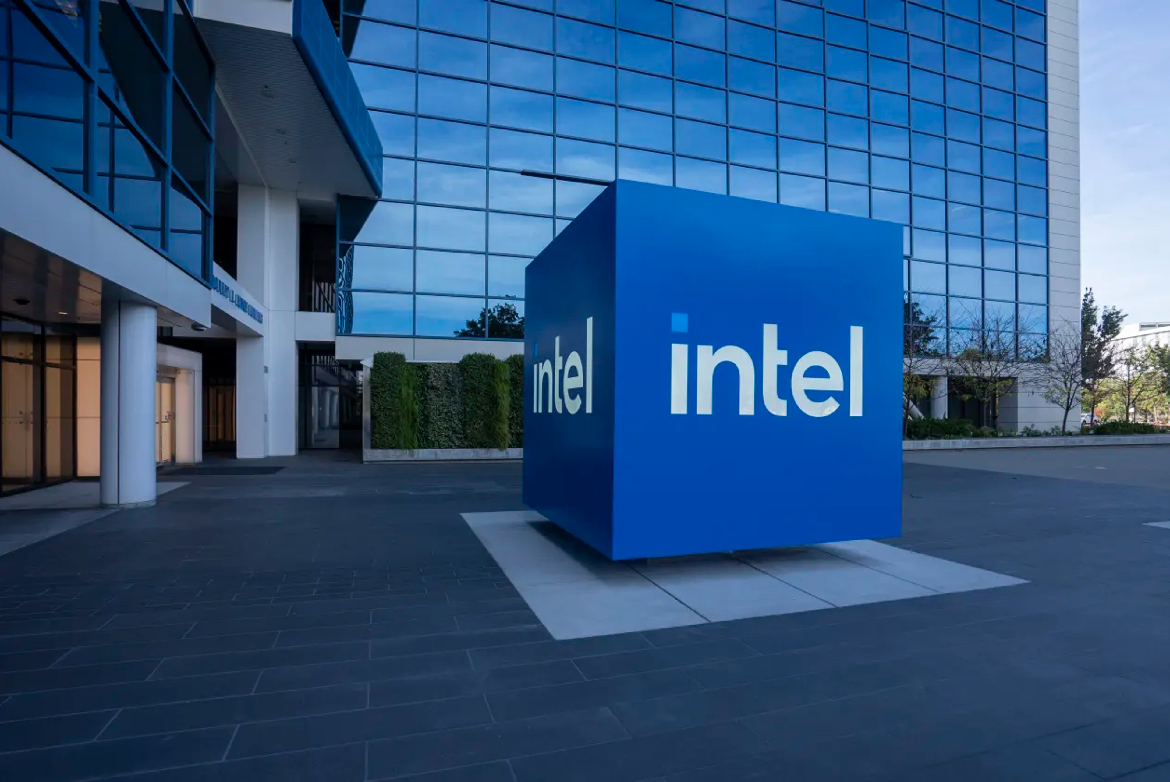 Intel Appoints New CEO