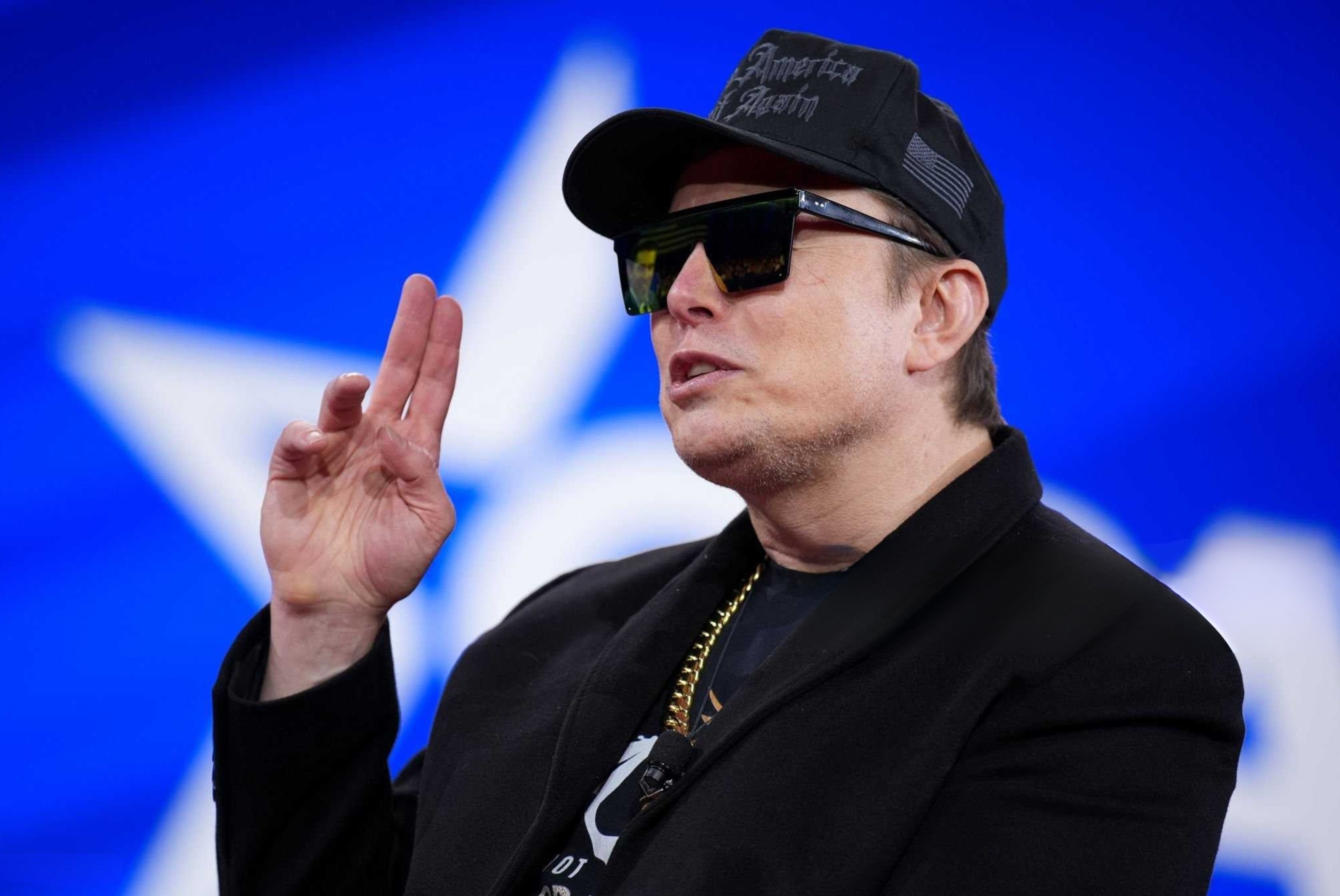 Elon Musk says SpaceX was founded to make “Star Trek” a reality