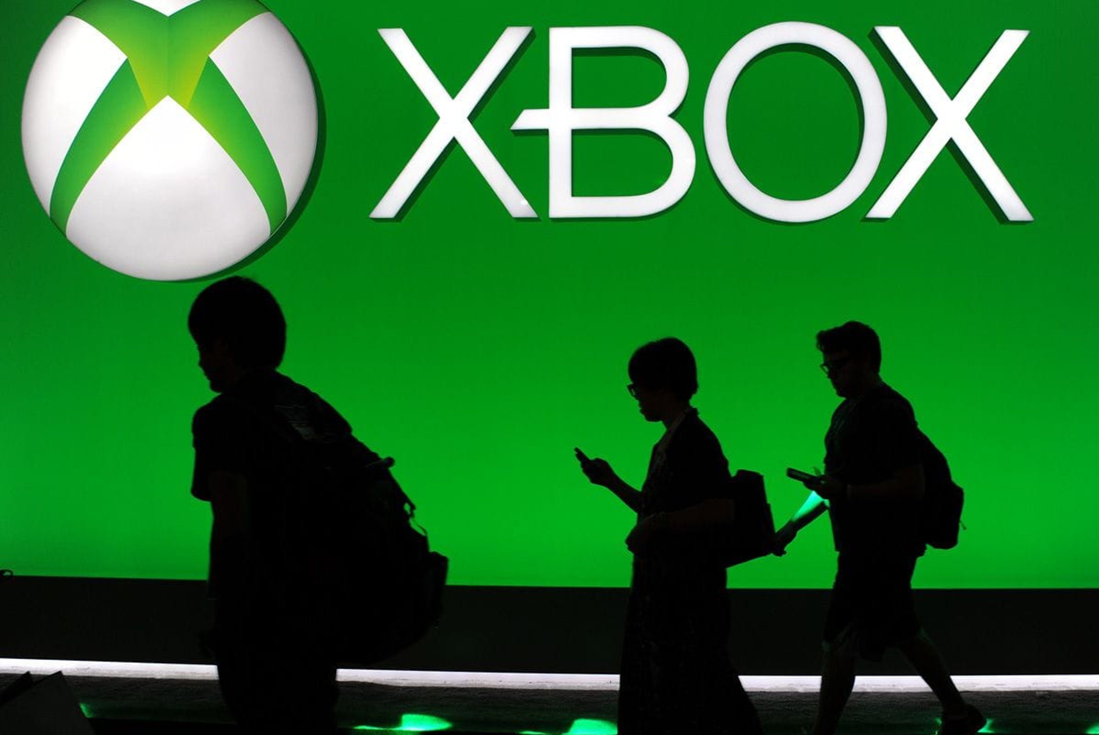 Microsoft considers making Xbox a separate company