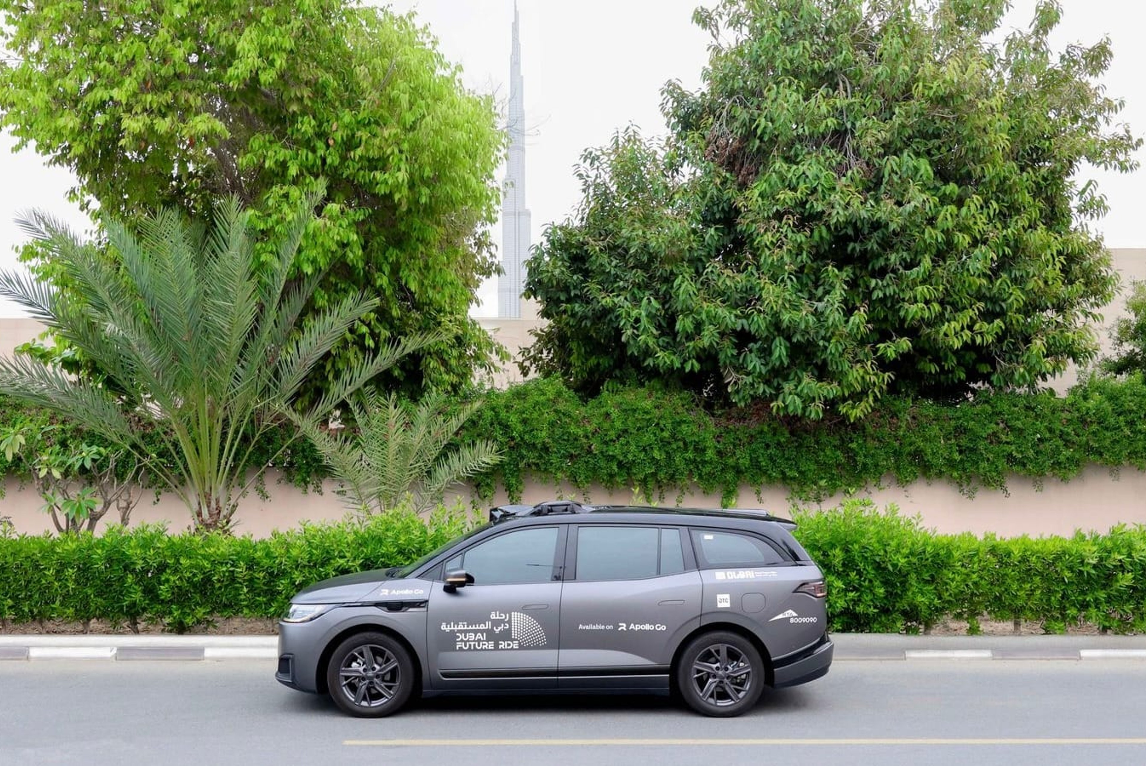 Dubai launches public driverless taxi service