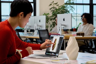 Apple unveils MacBook Pro with touchscreen OLED display and Dynamic Island