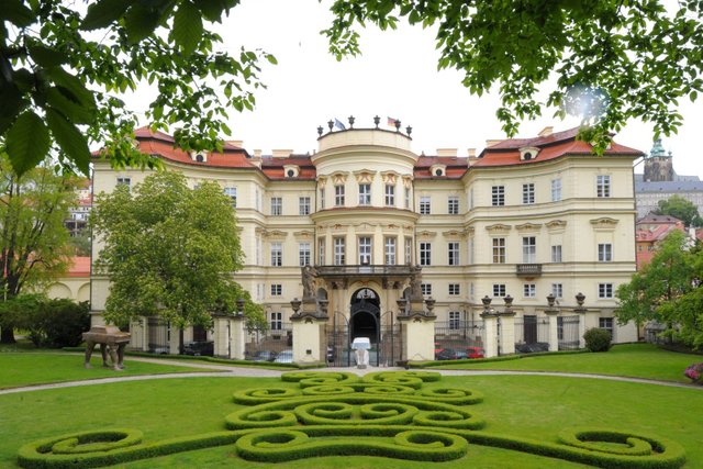 Bohemian Family Sells NFTs to Preserve and Share a 700-year-Old Legacy
