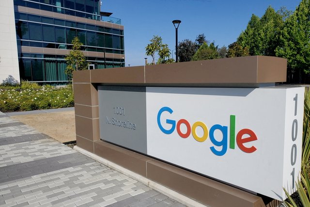 EU Court Extends 'Right to be Forgotten' to False Claims About People
