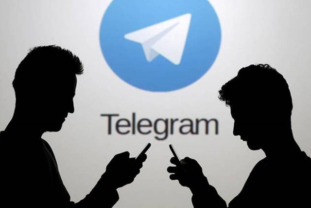 New media editor in Telegram brings blur tool and enhanced text options