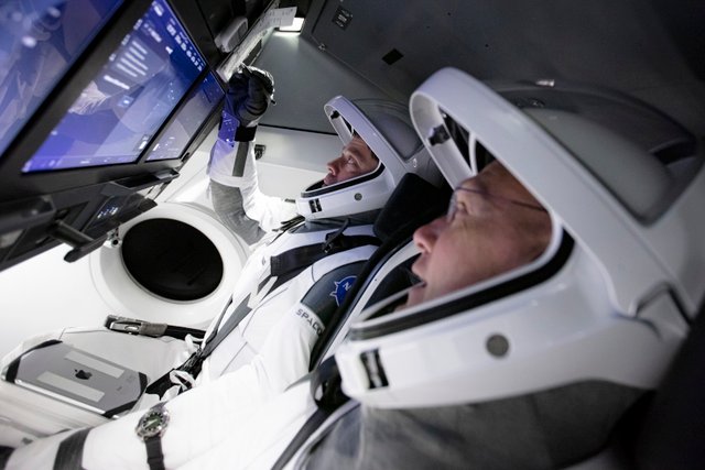 SpaceX Crew Dragon offers emergency evacuation option for ISS astronauts