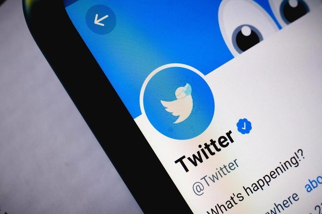 Twitter asked users to cancel 2FA through SMS — it becomes a paid option for Twitter Blue subscribers