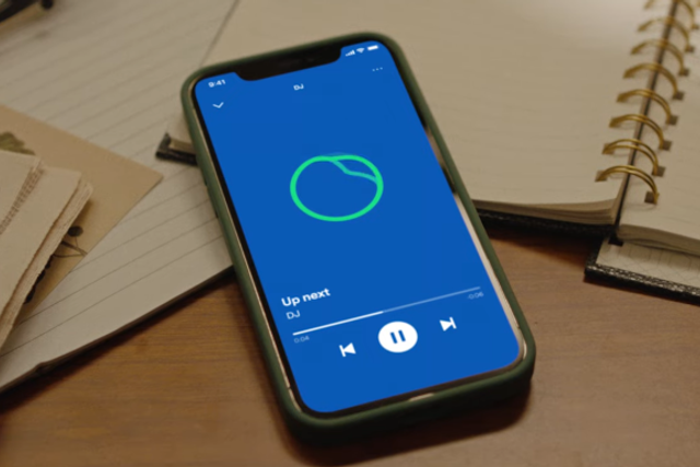 Spotify lauched a new AI DJ feature