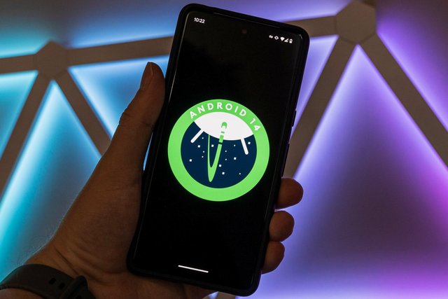 Uncover hidden background installed apps with Android 14