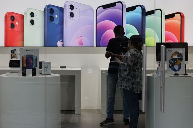 Apple runs into the real challenges in attempts to enhance manufacturing in India