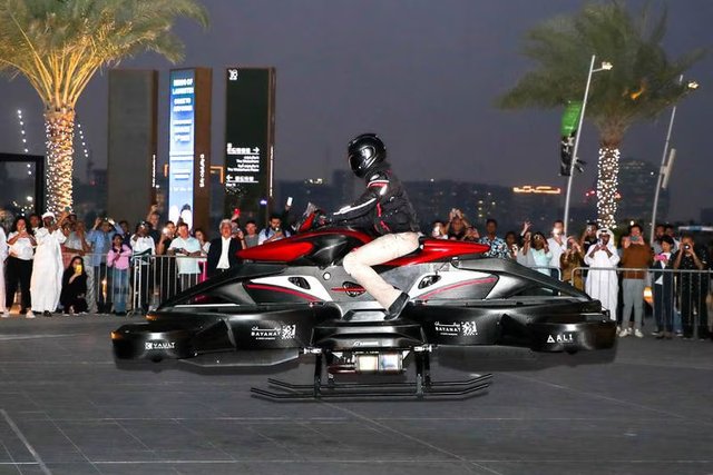 Futuristic hoverbike demonstrated in Abu Dhabi