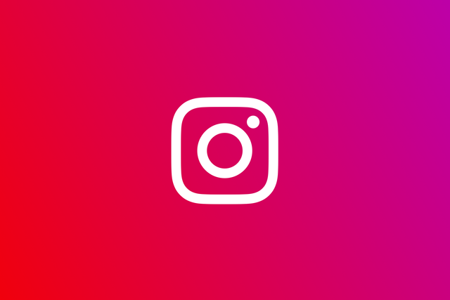 Instagram's new feature: Save posts with friends in a dedicated section