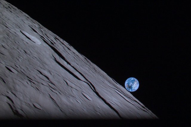 HAKUTO-R Mission 1 Lunar Lander experiences communication loss during final approach