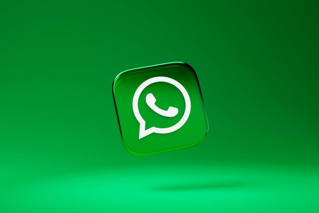 WhatsApp experiments with animated emojis, following Telegram's lead