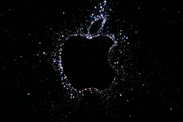 Apple's xrOS software continues to hint at future Reality Pro headset