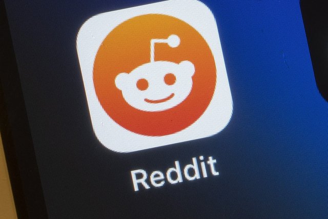 Reddit community unites in mass protest against API changes