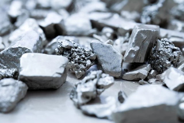 Scientists witness metal healing itself